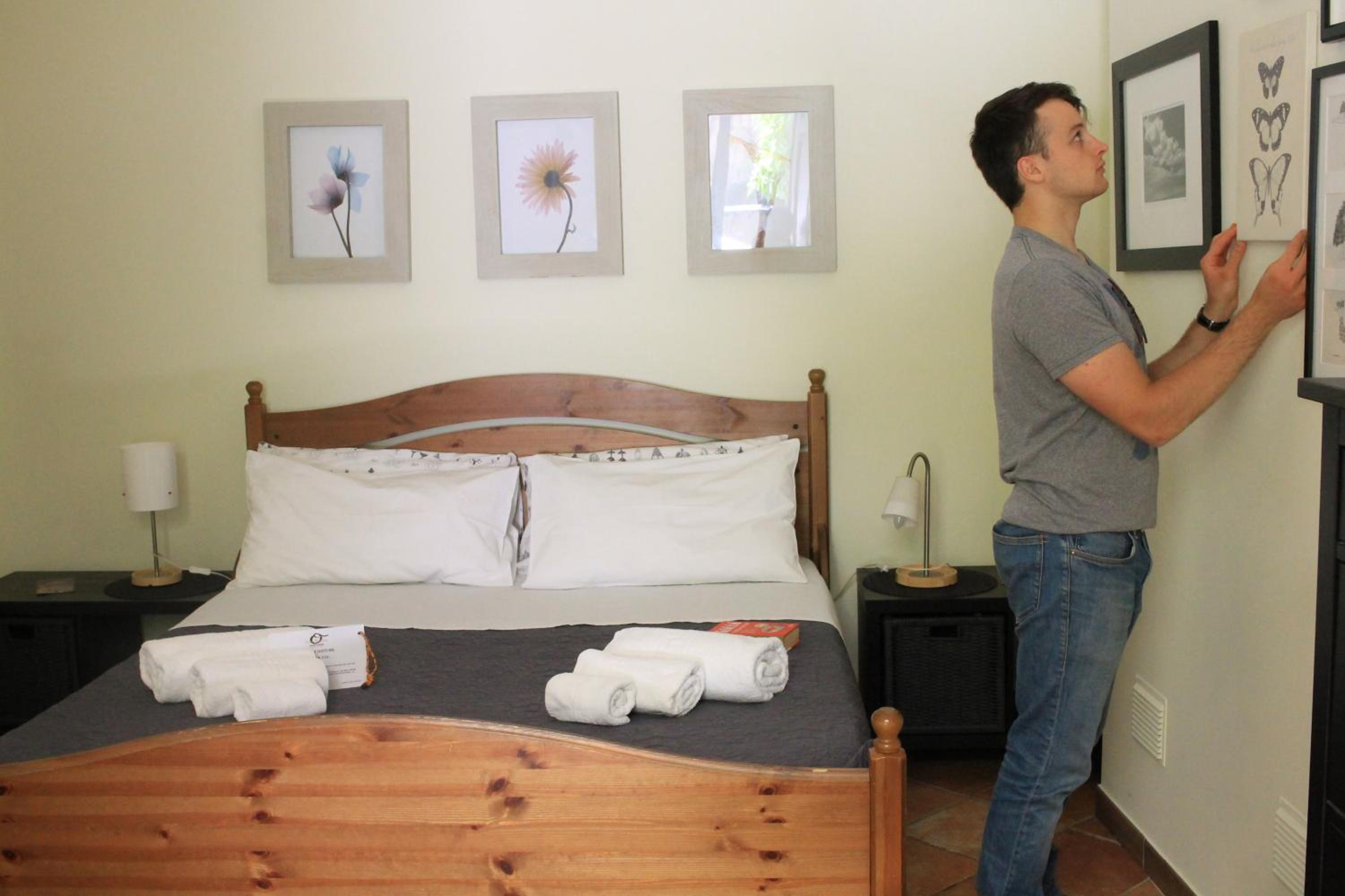 Double Room - Photo 17