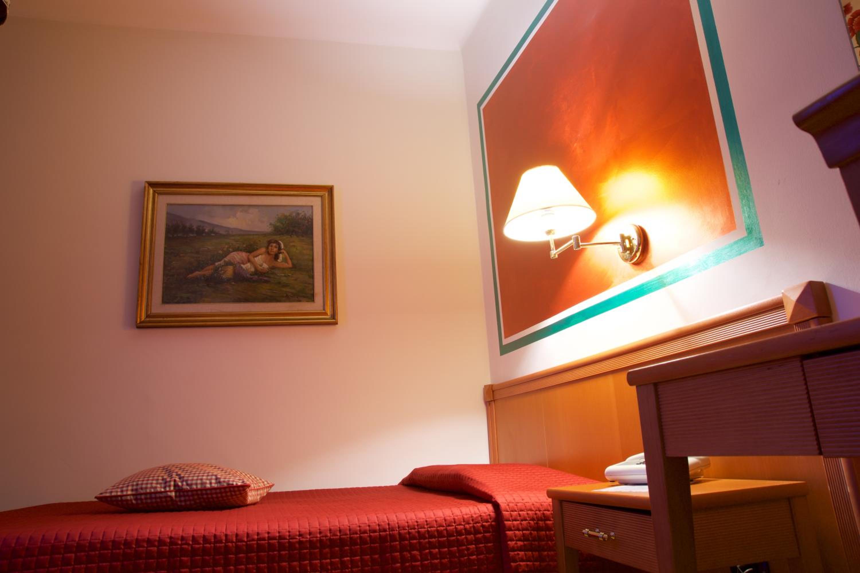 Comfort Single Room - Photo 13