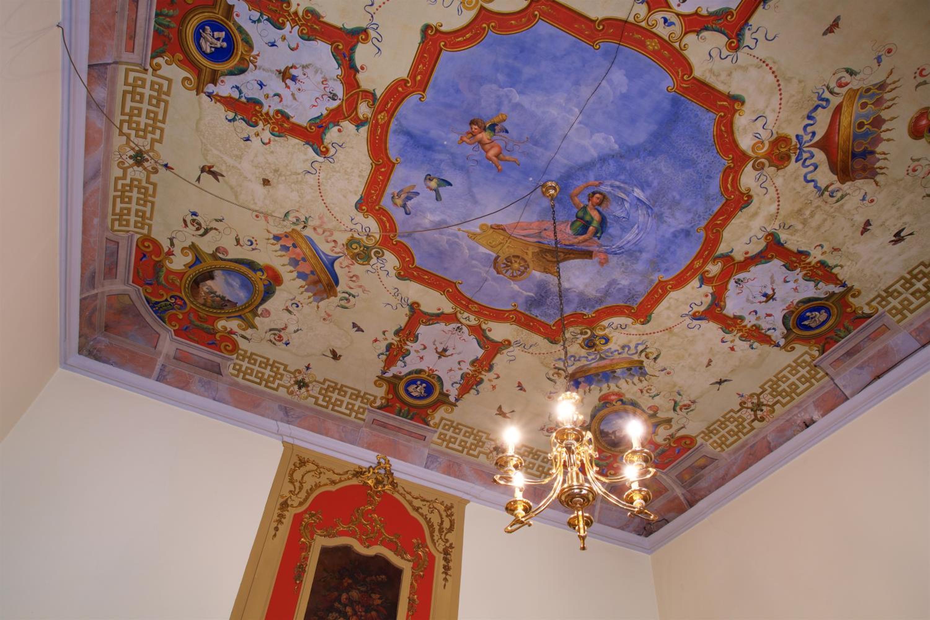 Deluxe Suite - Photo 19