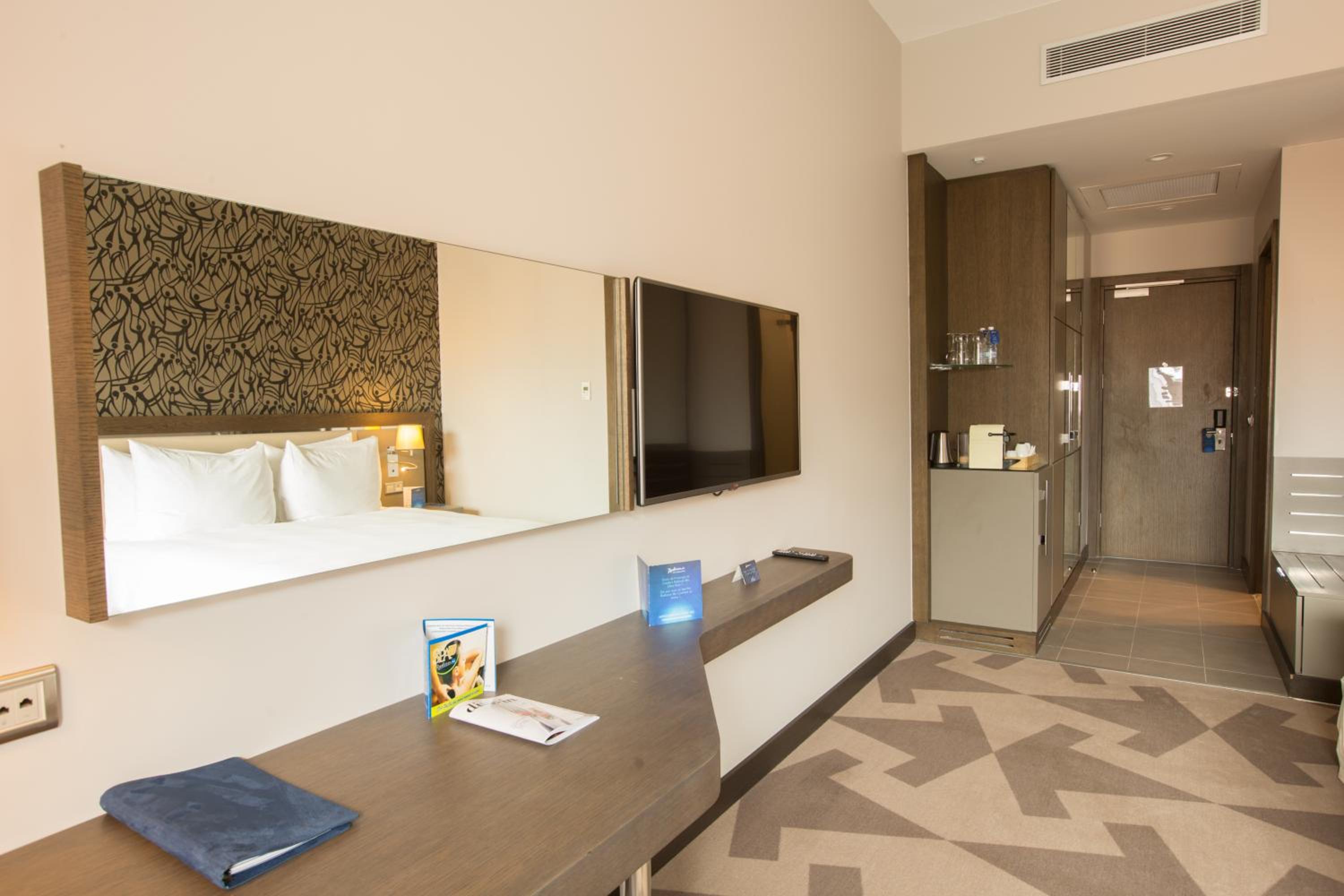 Premium Room with Garden View