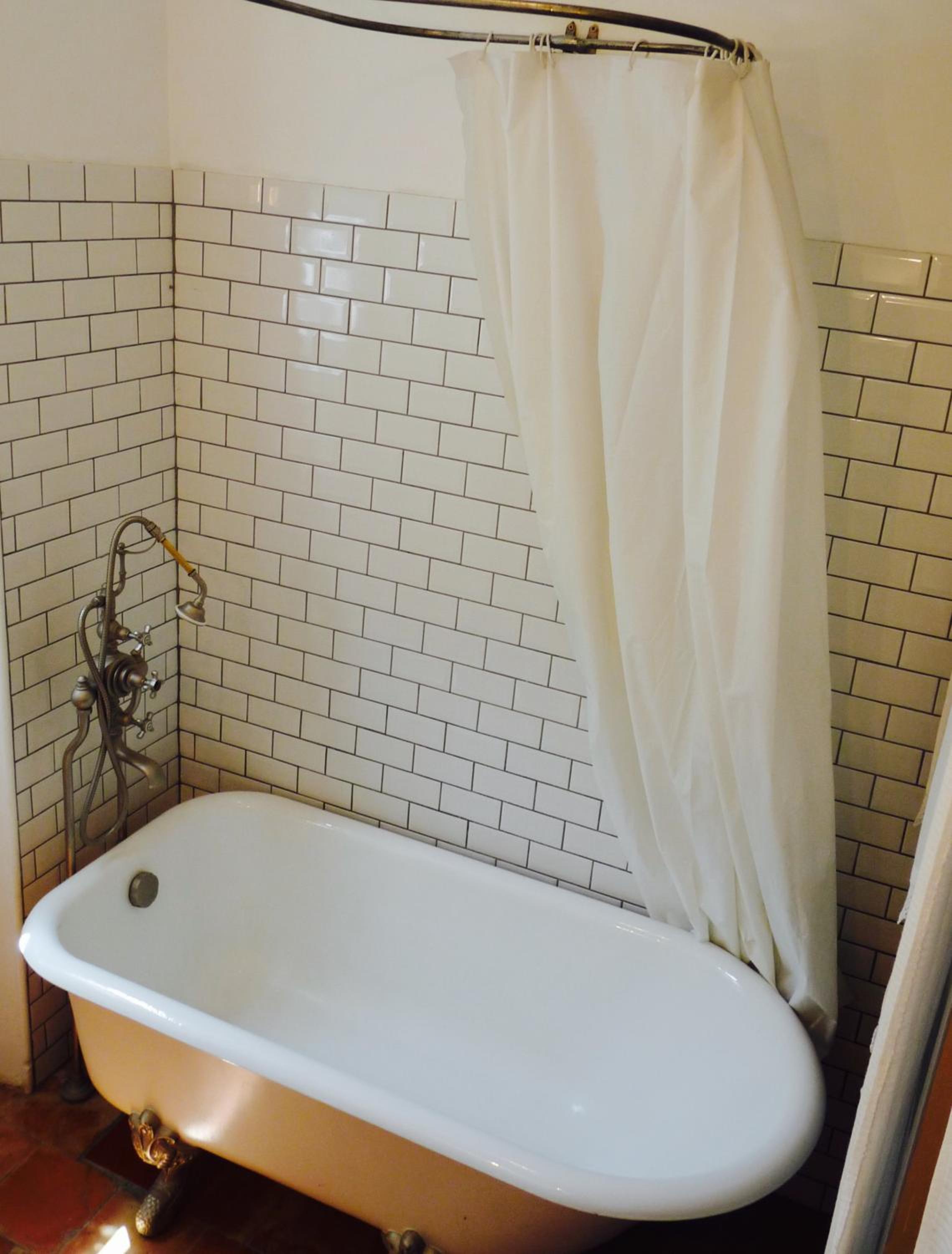 Two-Bedroom Suite - Photo 7
