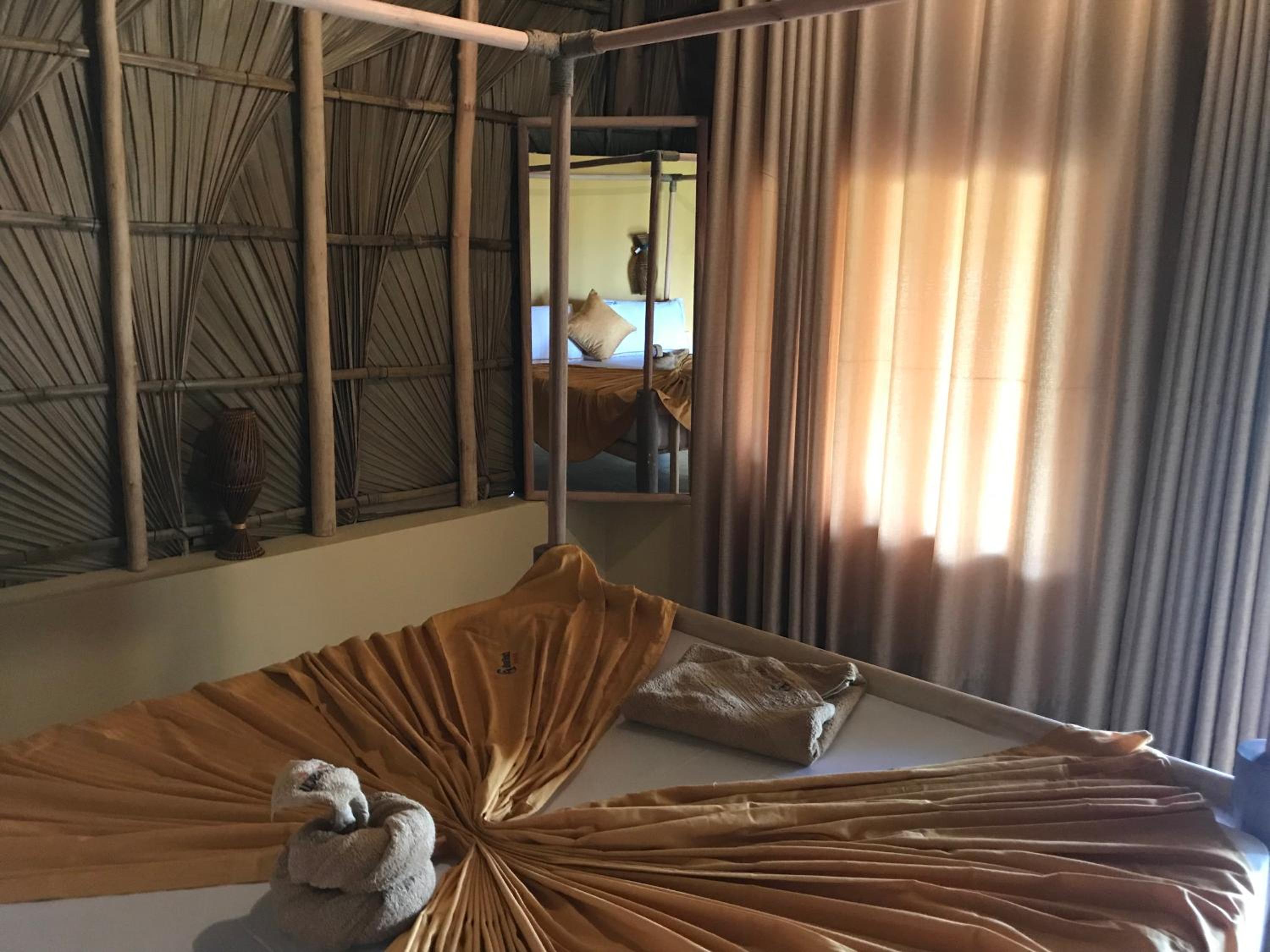 Deluxe Double Room with Balcony and Sea View
