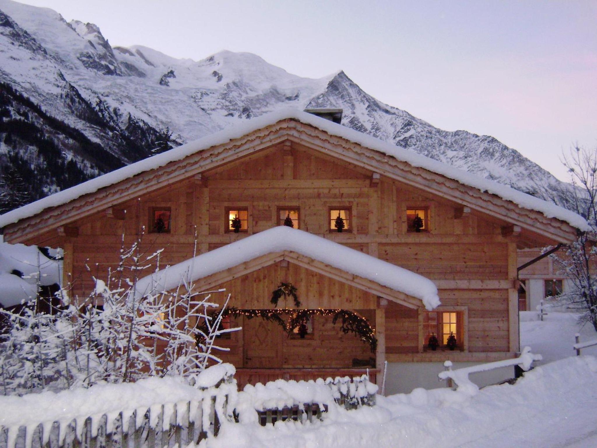 Four-Bedroom Chalet (8 Adults)