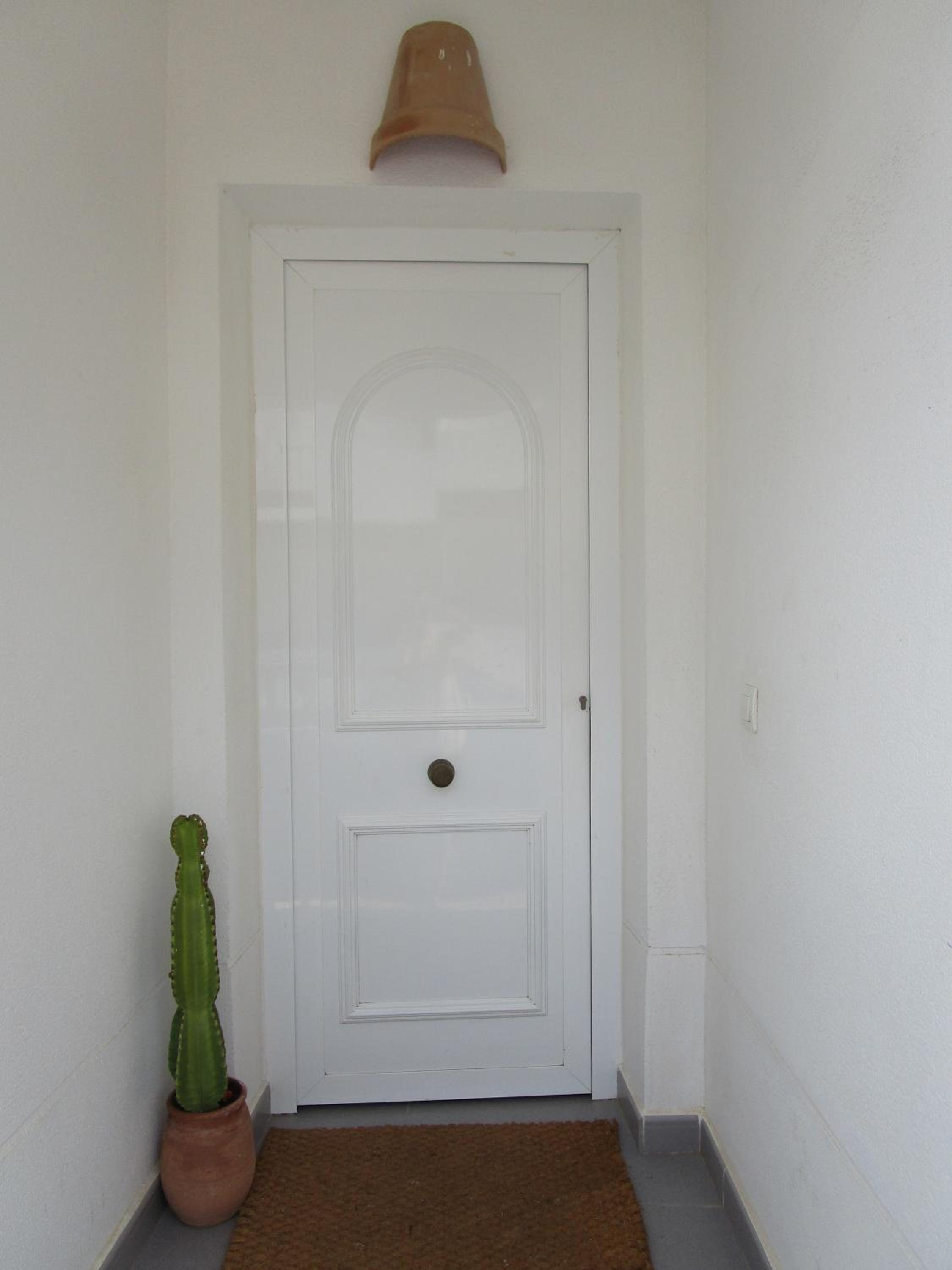 Three-Bedroom Townhouse photo 2