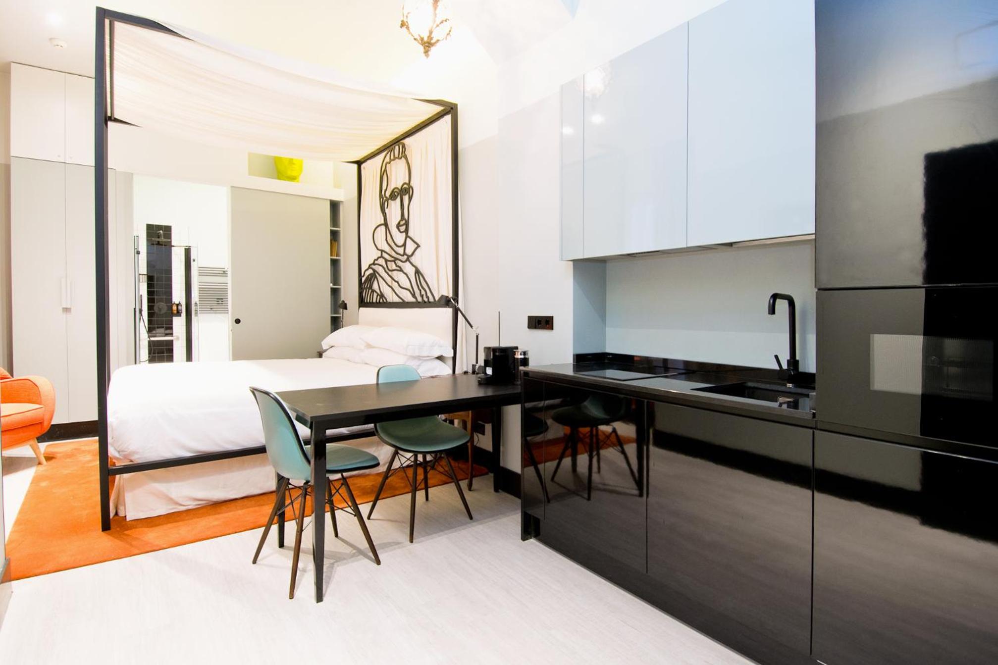 Junior Suite with Garden View - Photo 4