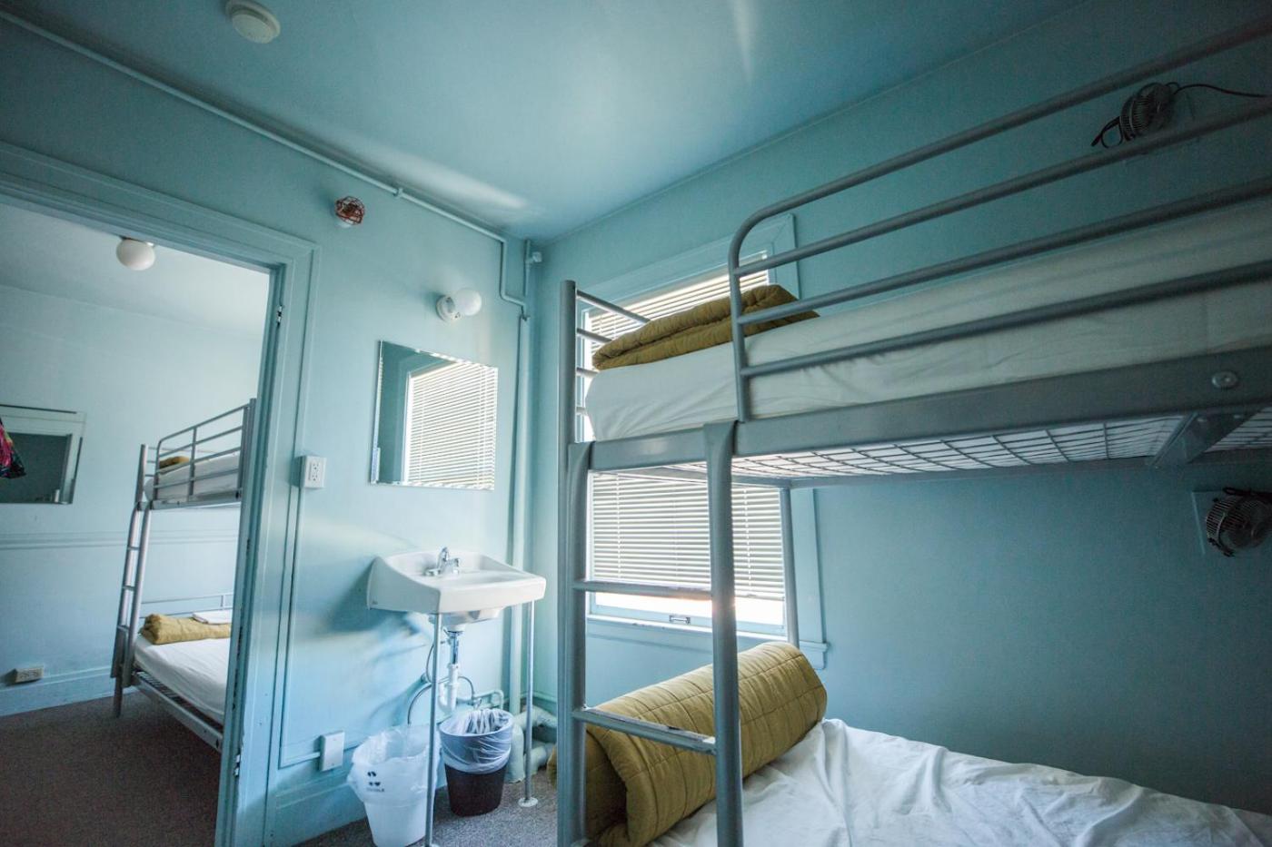 Single Bed in 6-Bed Female Dorm - Shared Bath photo 2