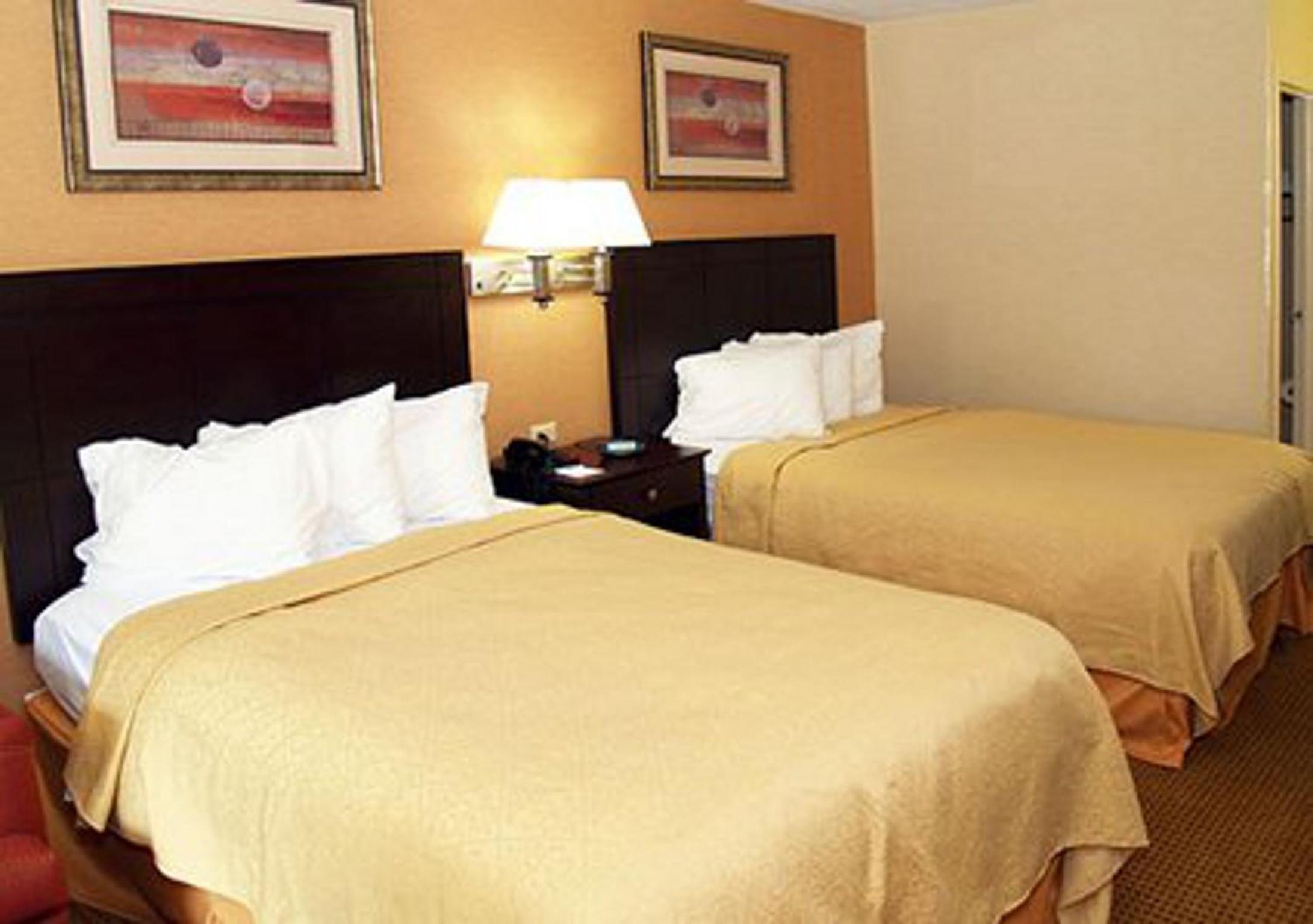 Double Room with Two Double Beds photo 1