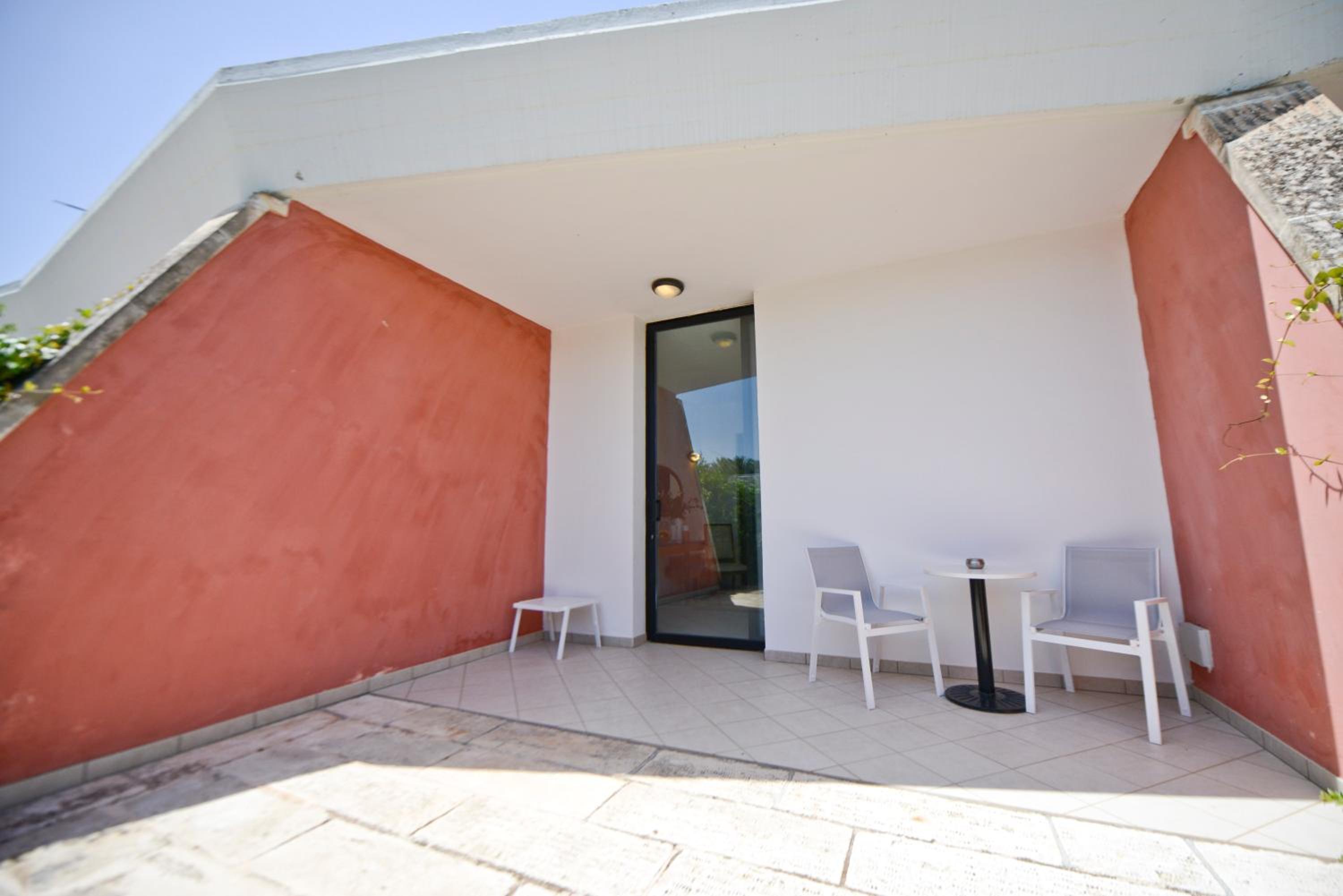 Double or Twin Room with Patio photo 2