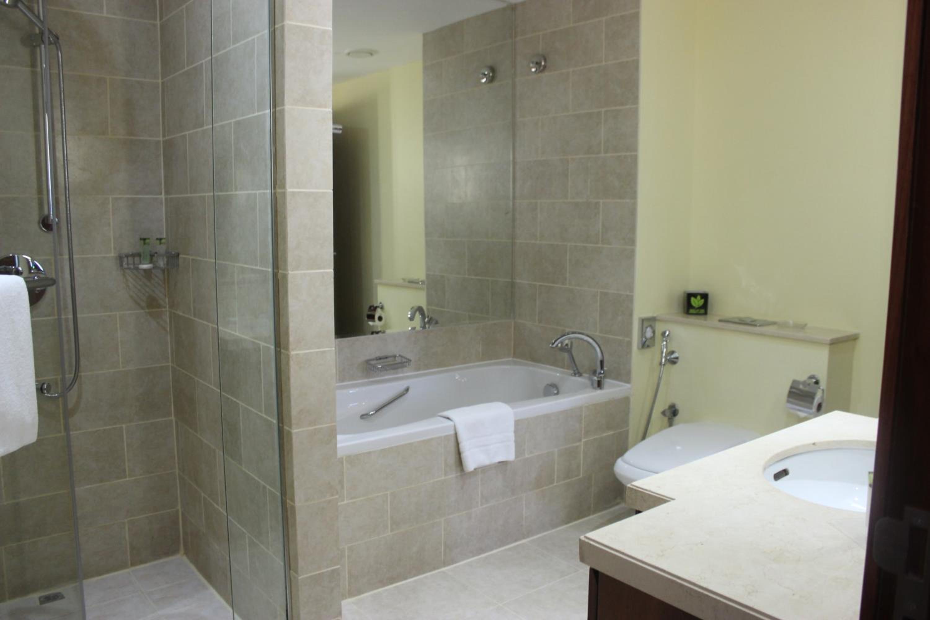 1 Bedroom Premium King, Downtown View, Non-Smoking, Complimentary Transfer to Kite Beach, Dubai Mall and Metro Station