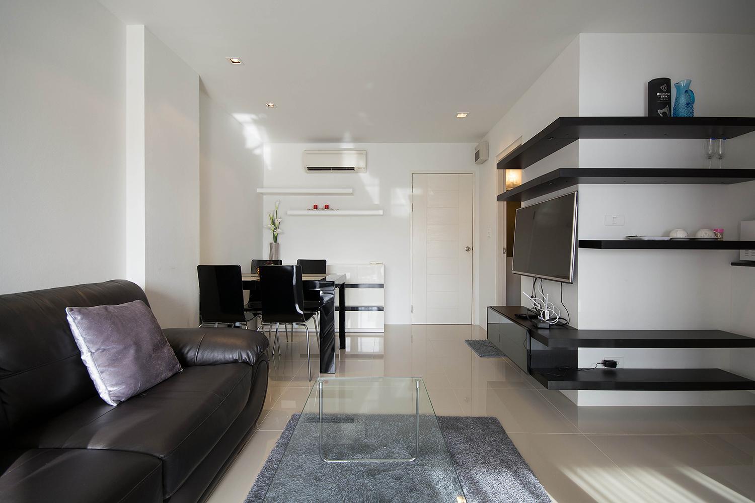 Apartment - Photo 1