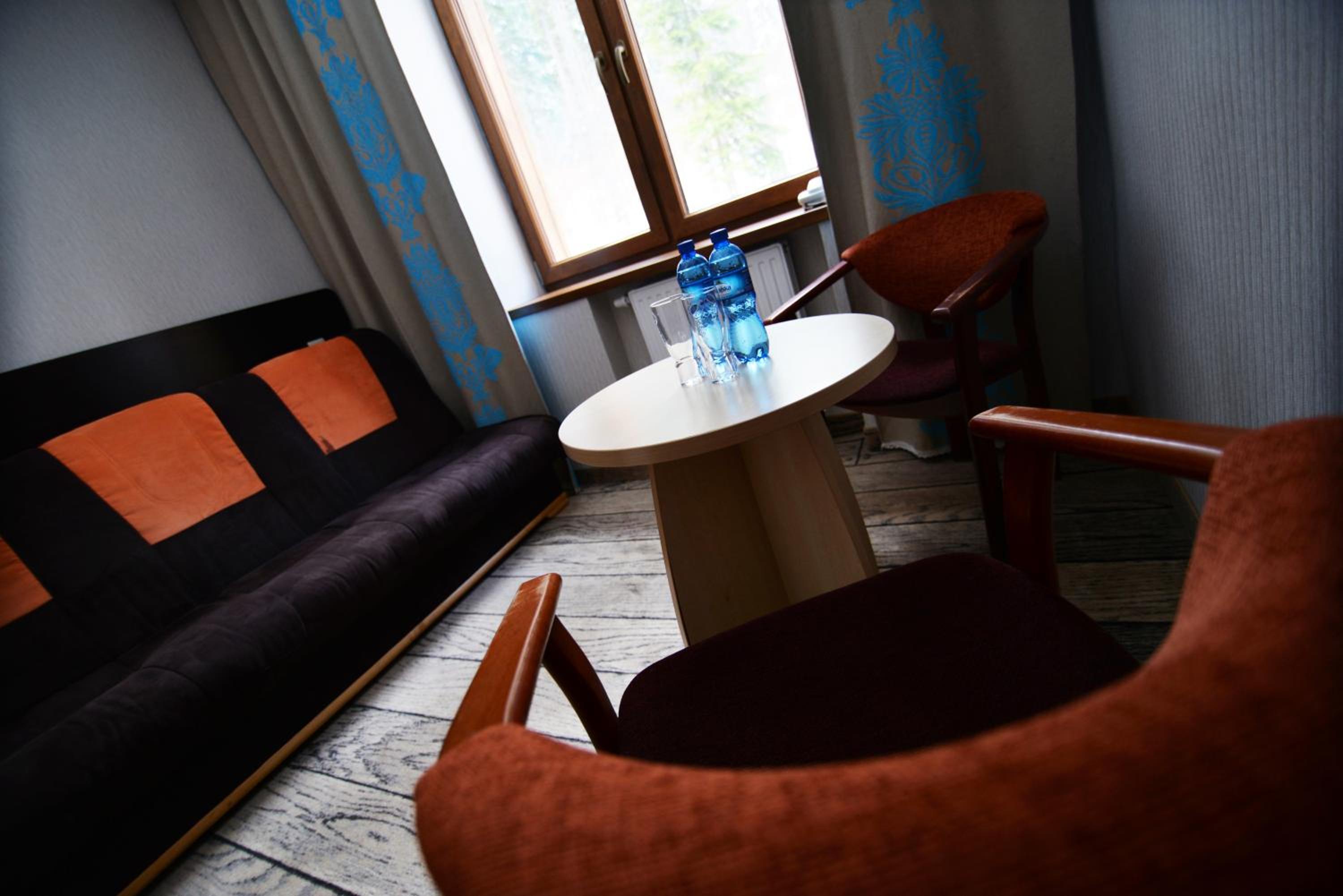 One-Bedroom Studio - Photo 1