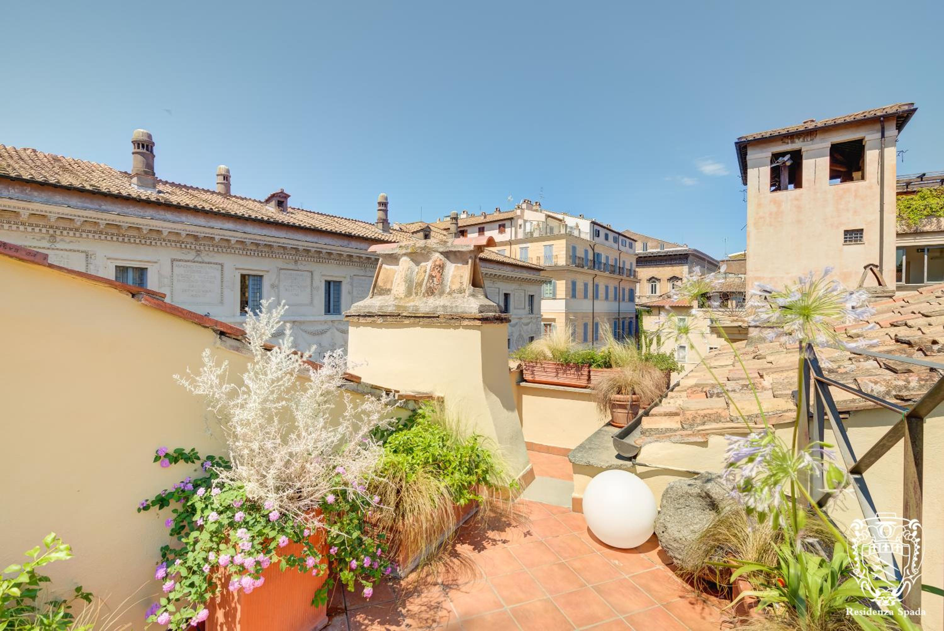 Apartment with Terrace photo 3
