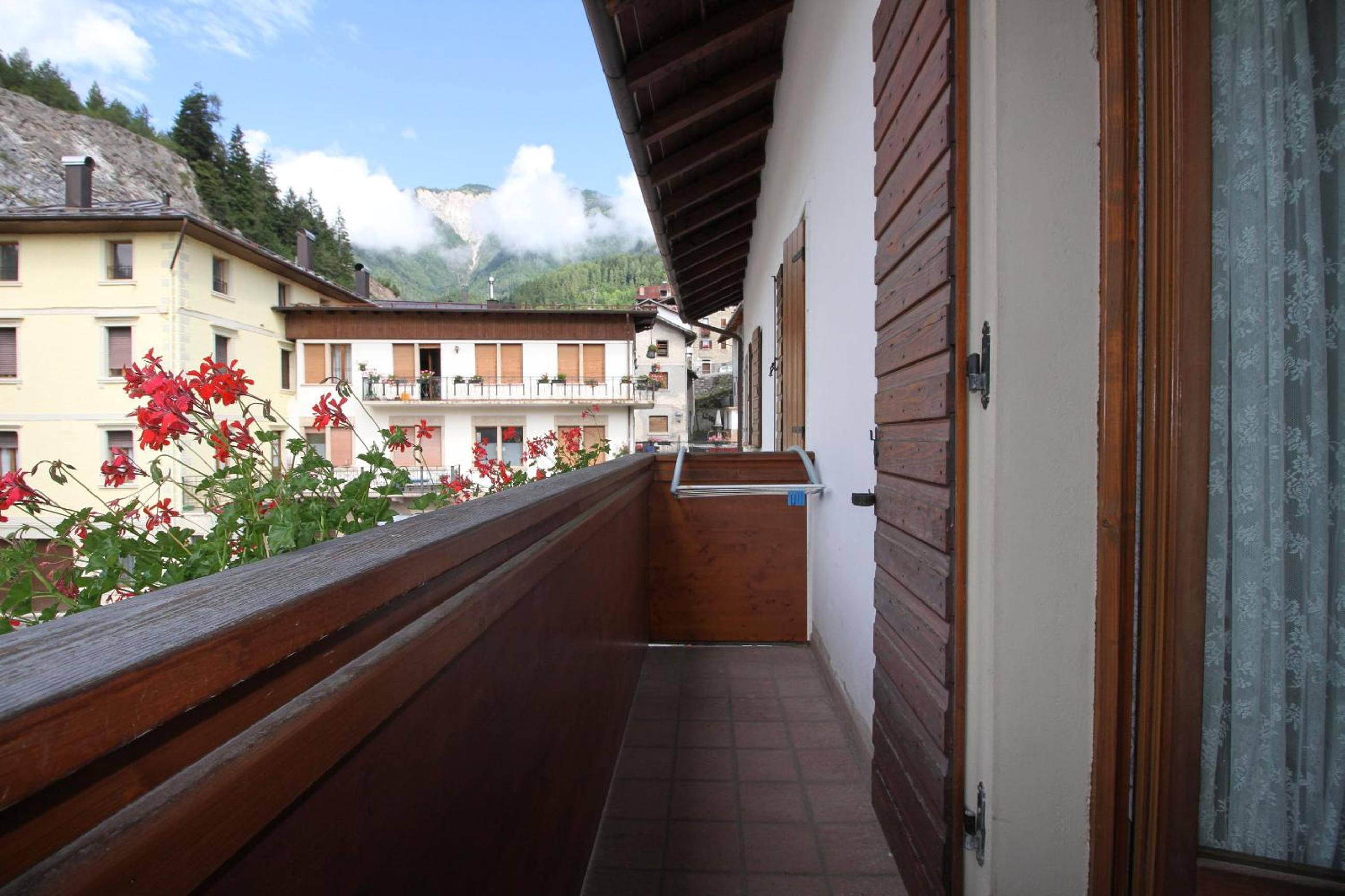 Double Room with Balcony photo 2