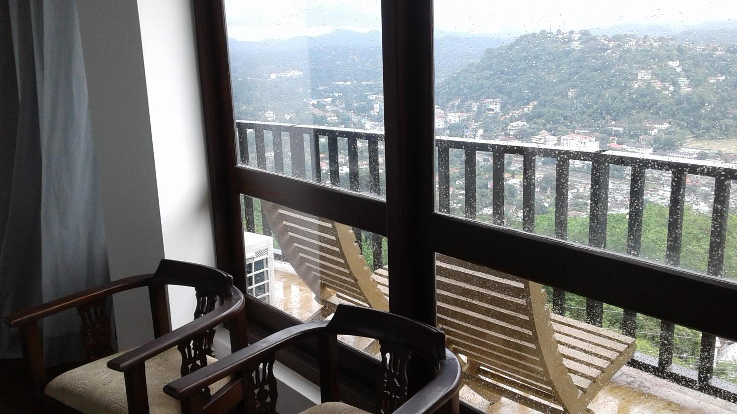 Double Room with Balcony photo 3