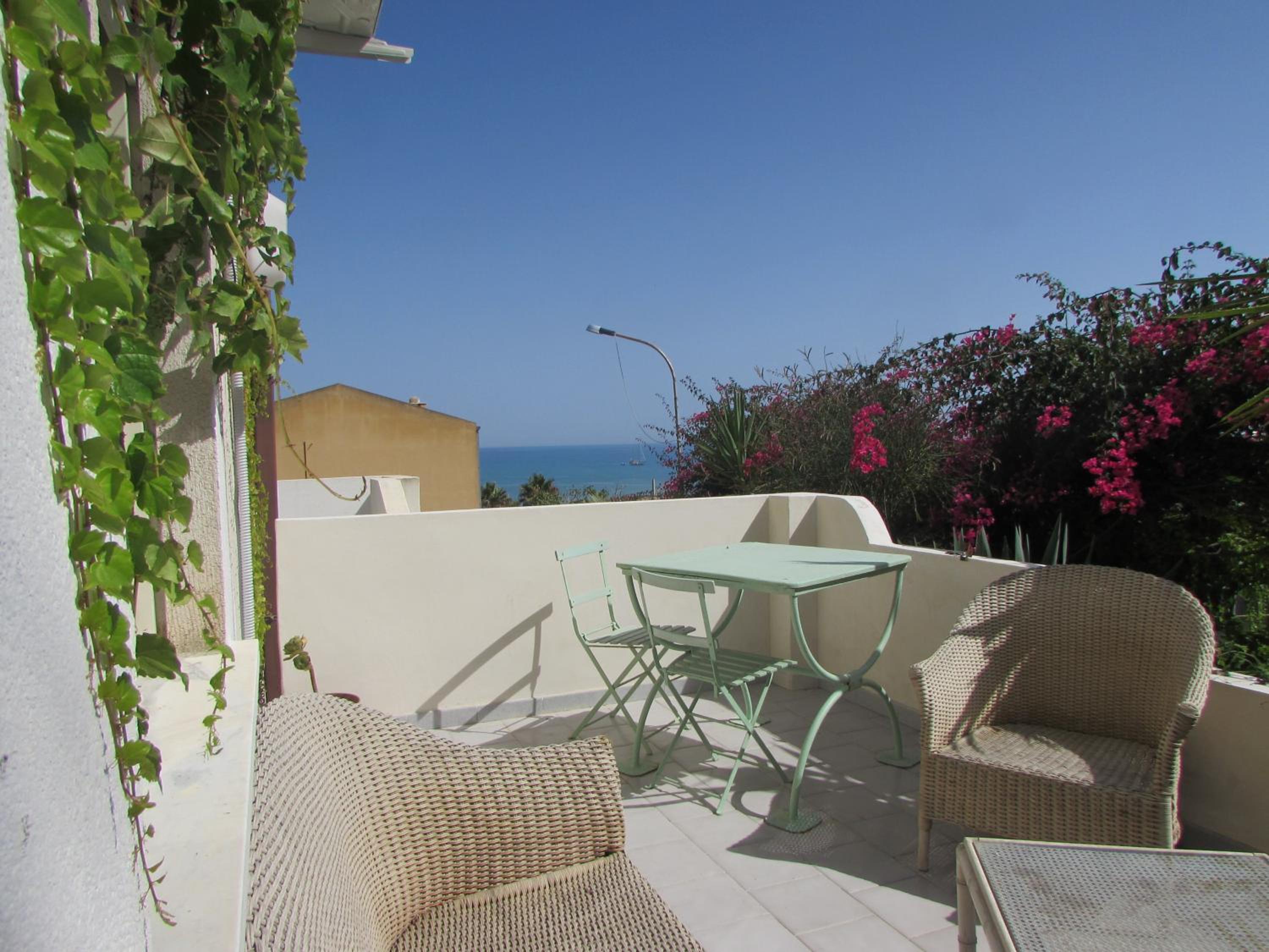 Double Room with Balcony and Sea View