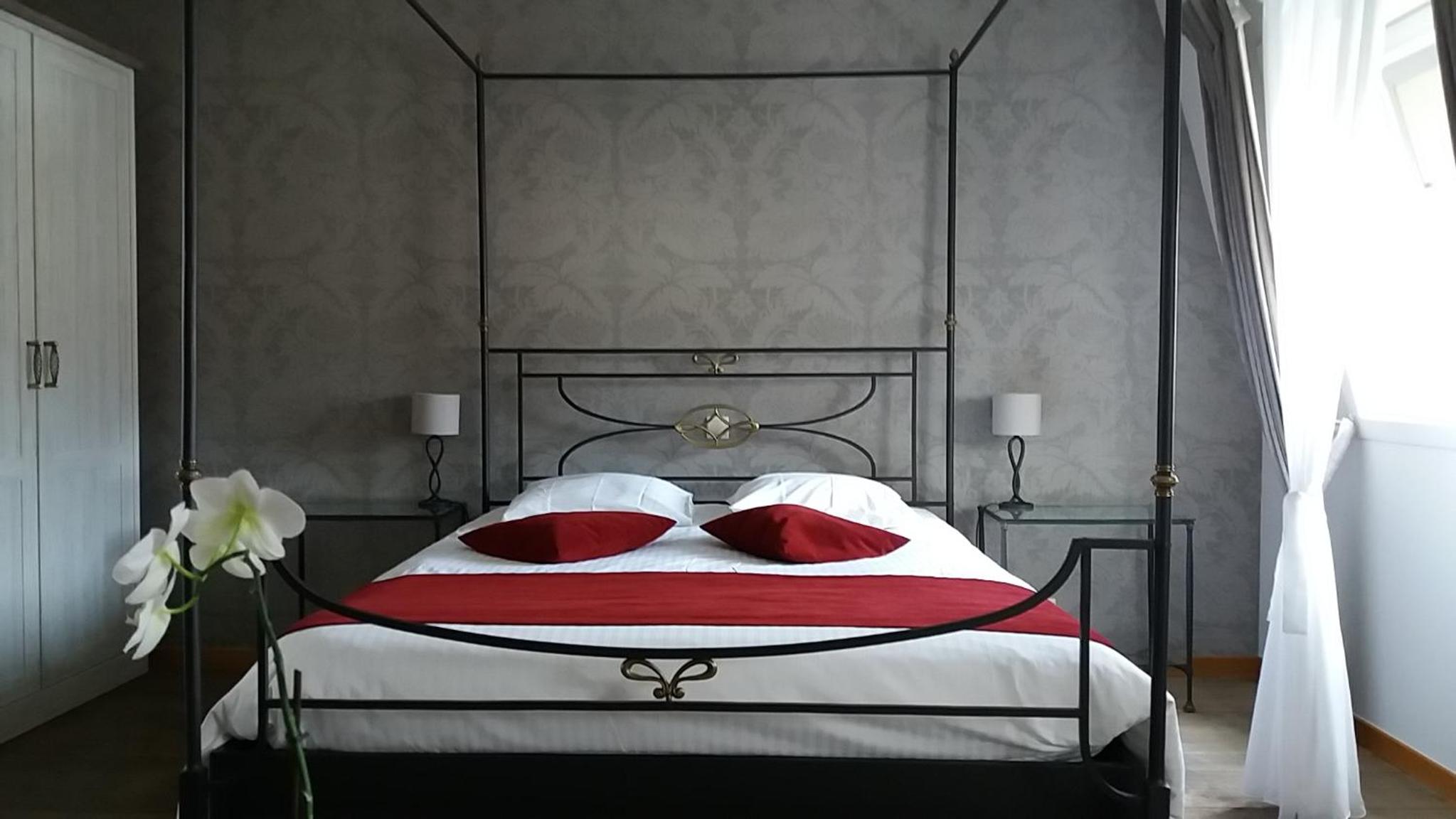 Double Room - Nuits Saint Georges