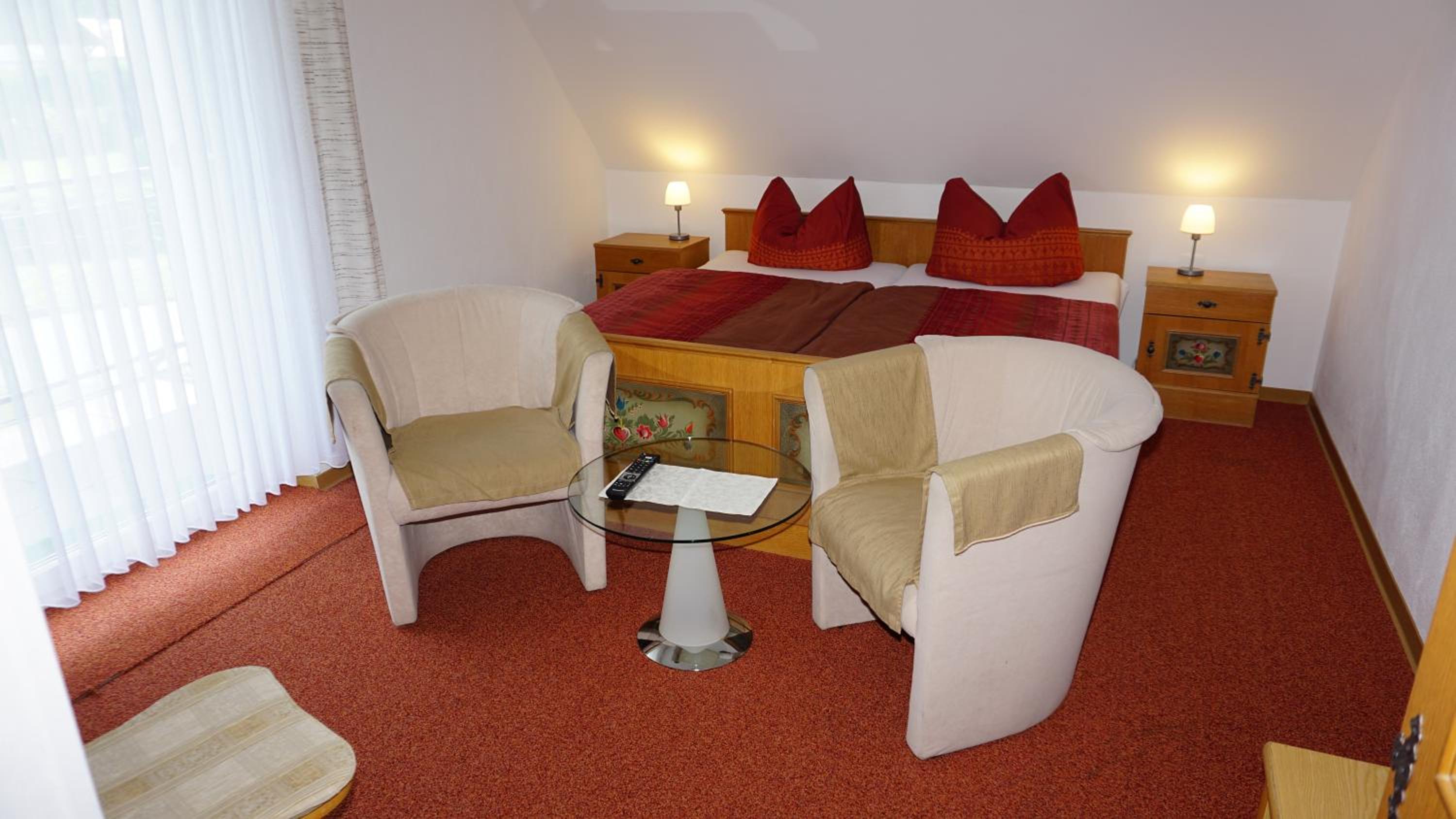 Double Room - Photo 7