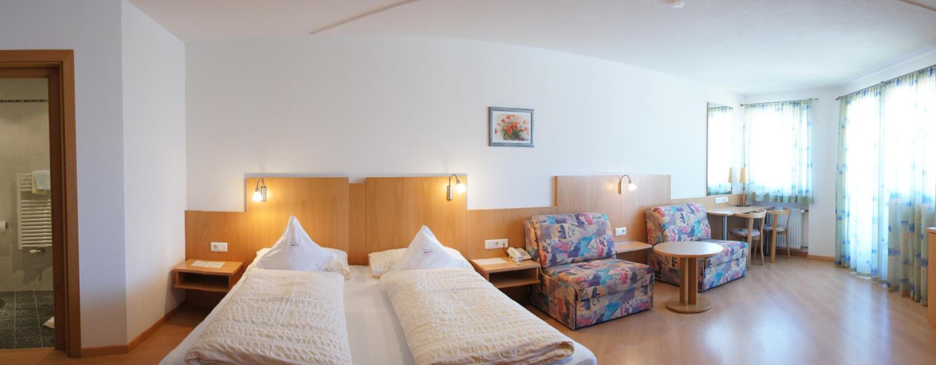 Classic Quadruple Room