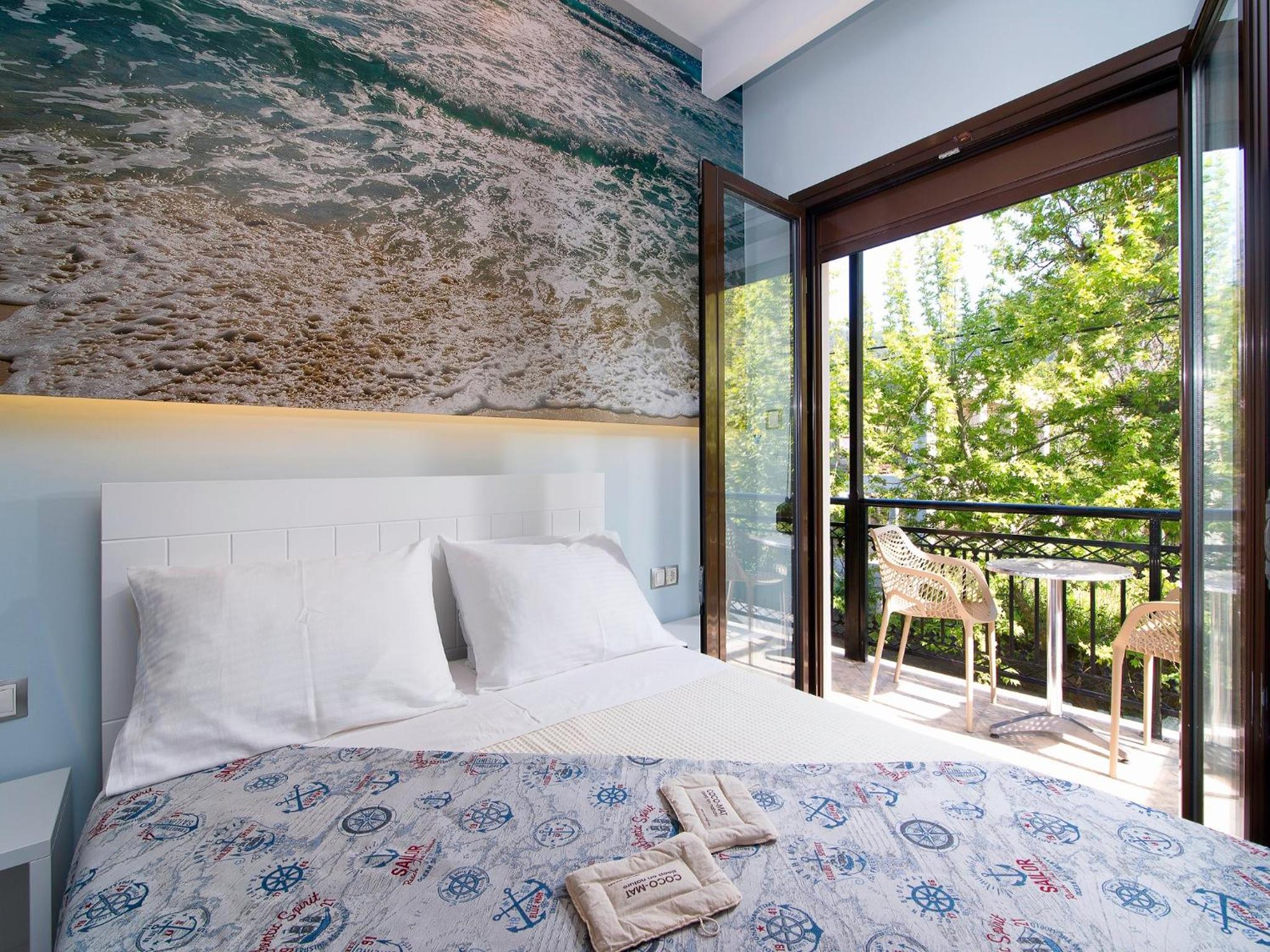 Economy Room with Side Sea View photo 3