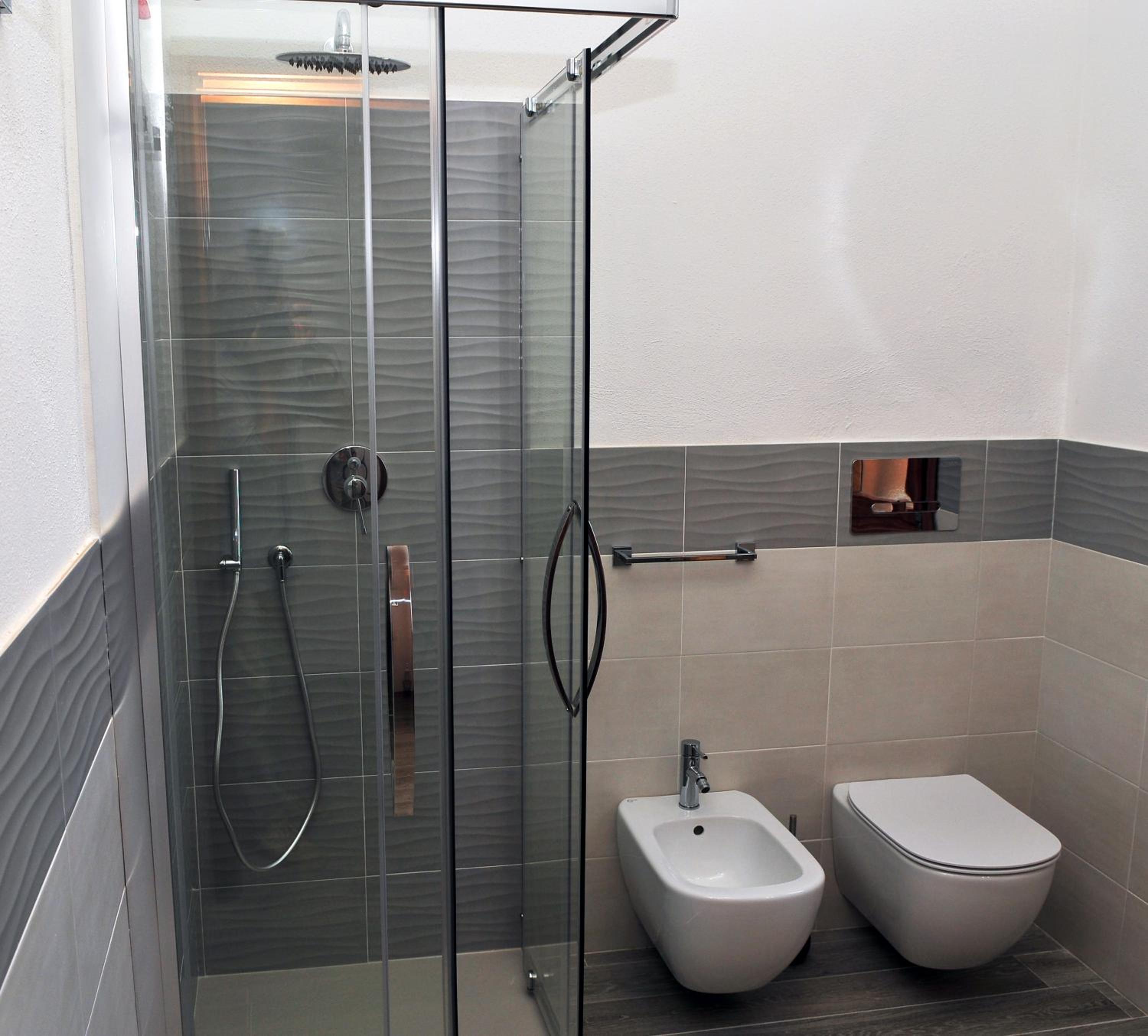 Deluxe Room - Photo 11
