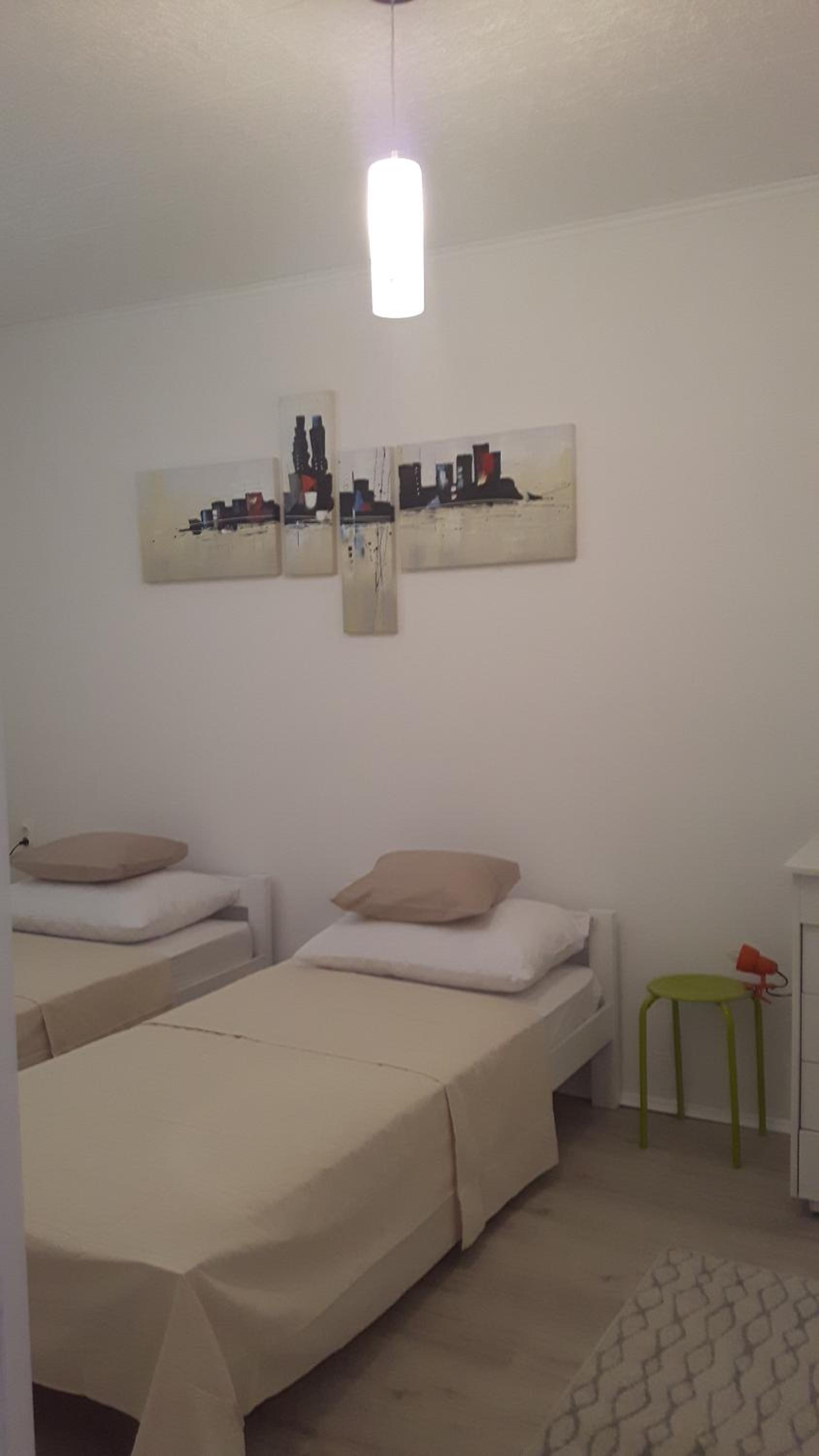 One-Bedroom Apartment - Photo 1