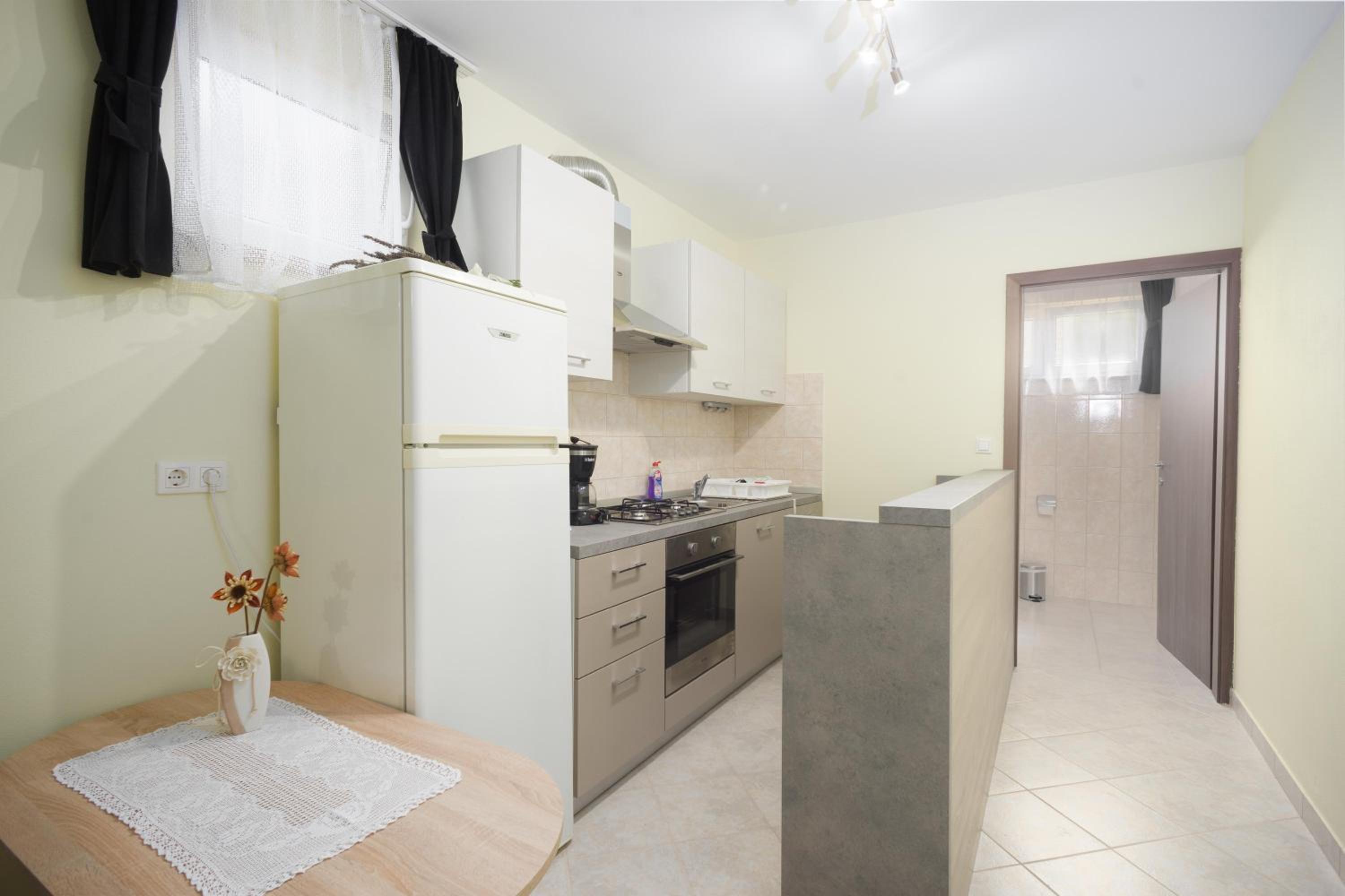 Apartment - Photo 7