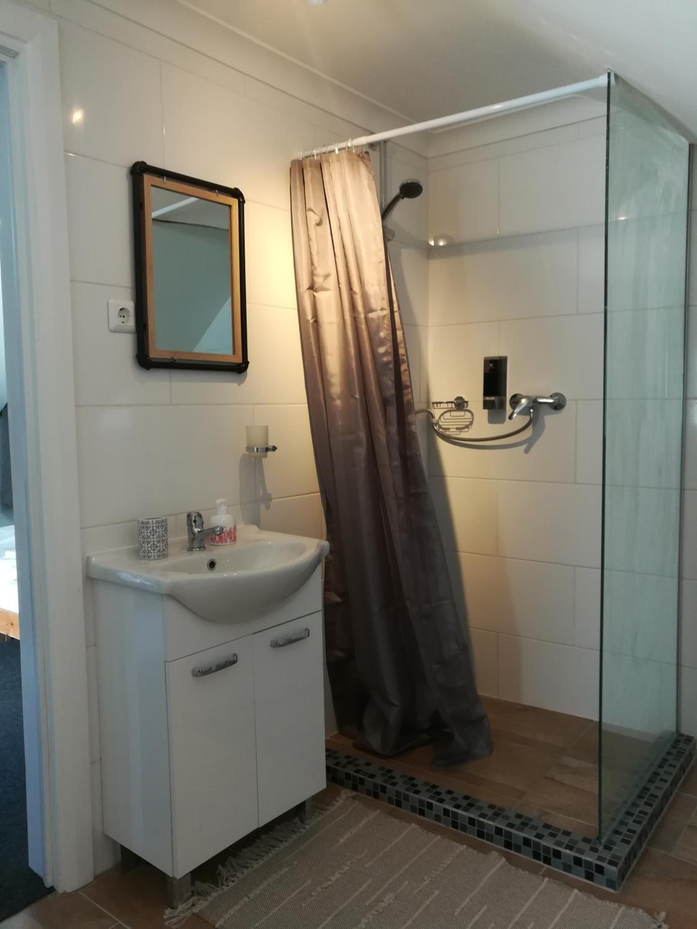 Deluxe Double Room - Photo 5