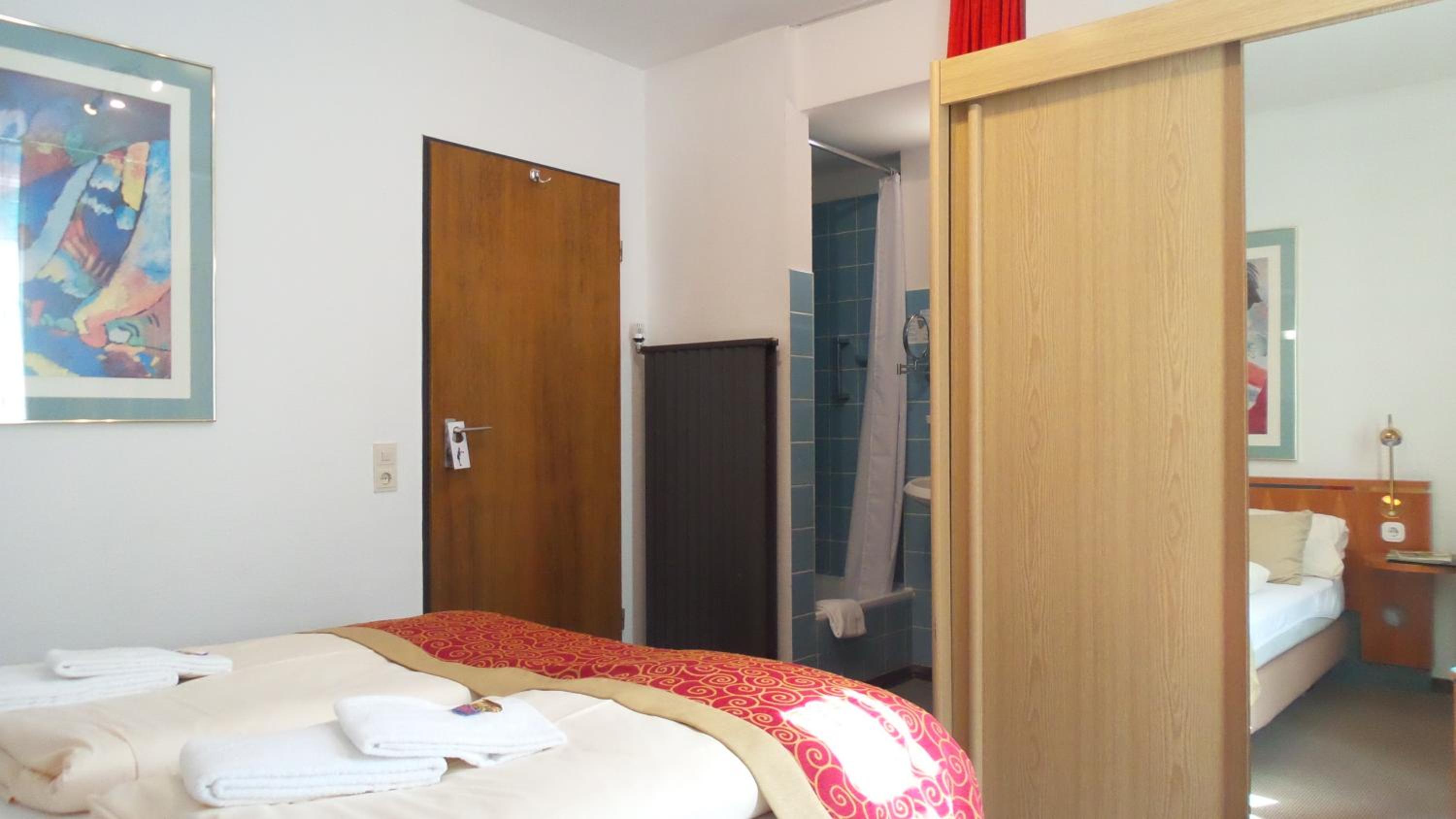 Double Room with Shared Toilet photo 3