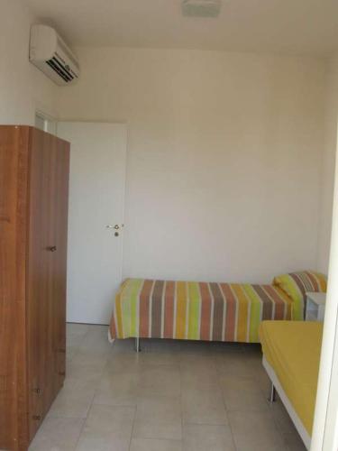 Three-Bedroom Apartment photo 2