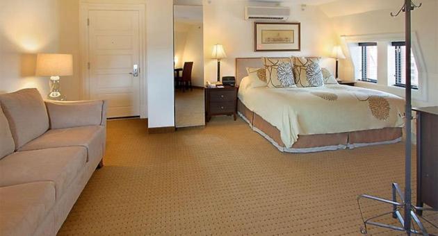 Queen Room - Disability Access photo 3
