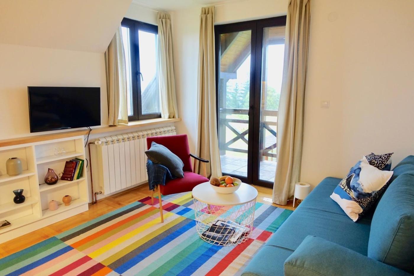 Apartment with Balcony photo 3