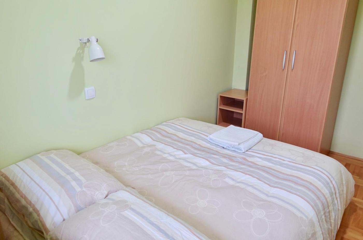 Apartment with Terrace photo 2