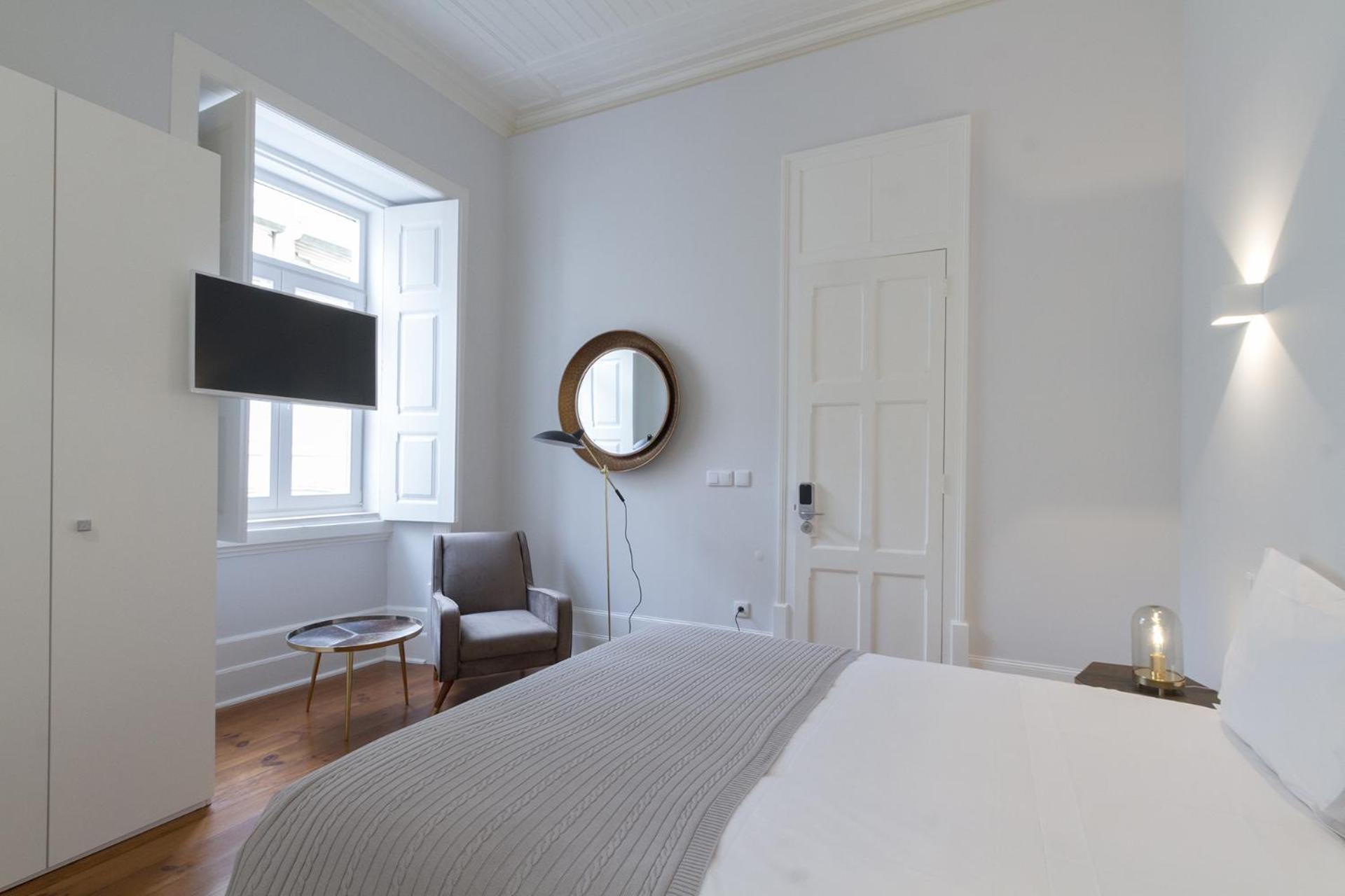 Deluxe Room - Photo 2