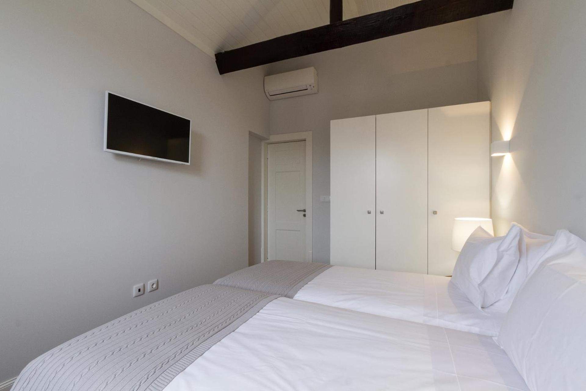 Family Suite - Photo 8