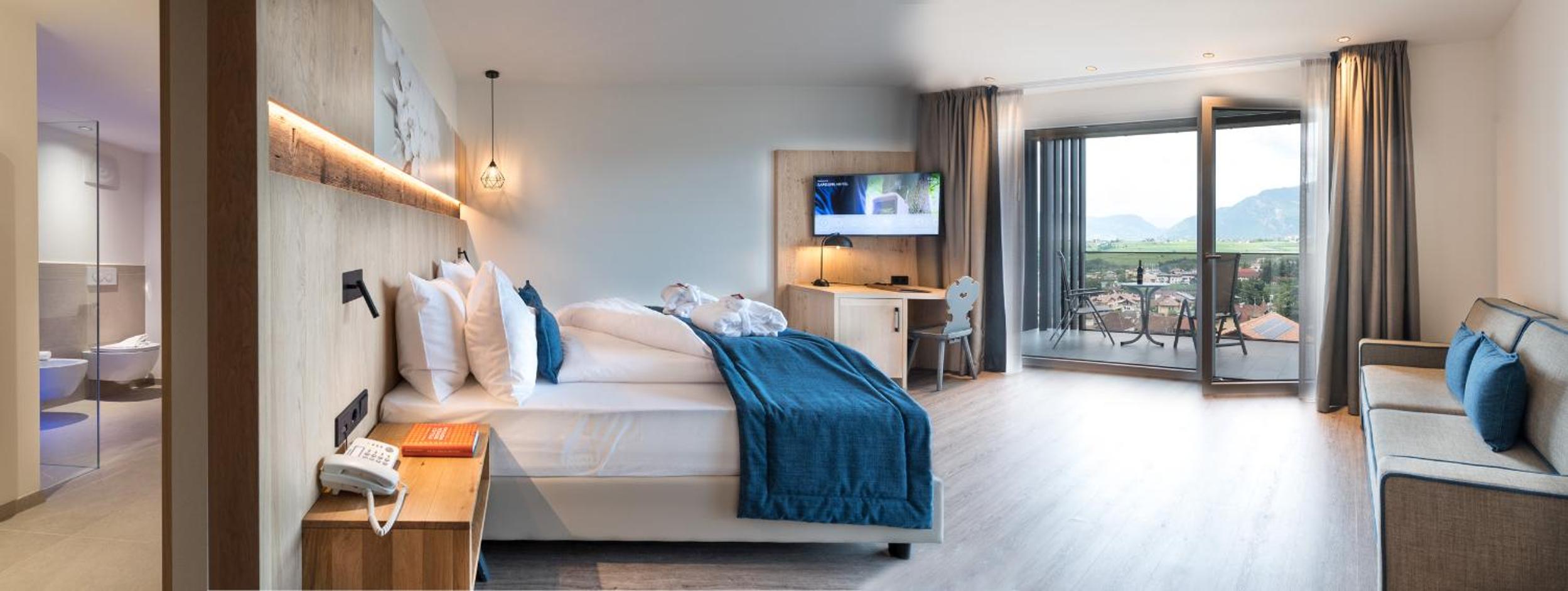 Junior Suite with Balcony