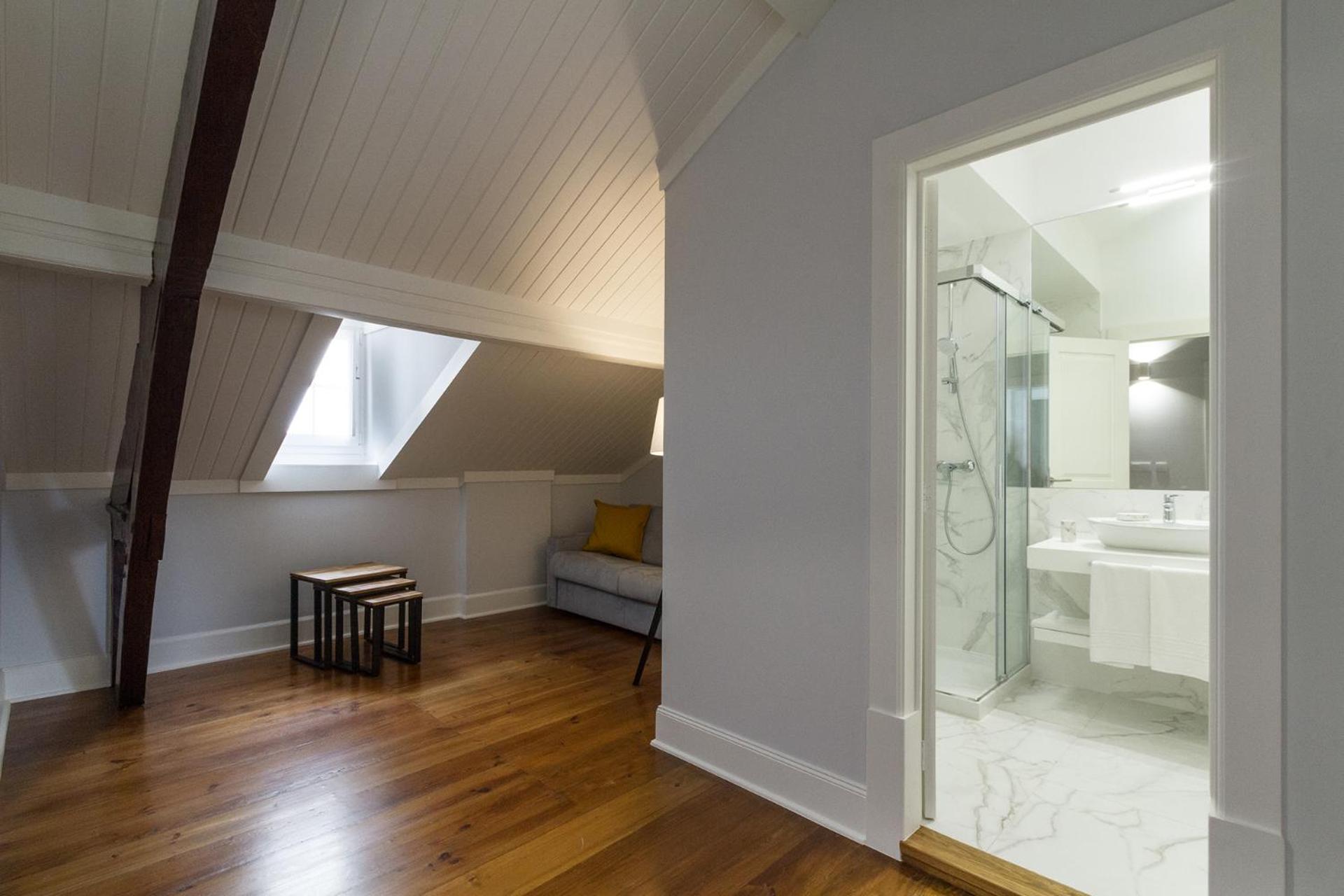 Deluxe Quadruple Room - Photo 2