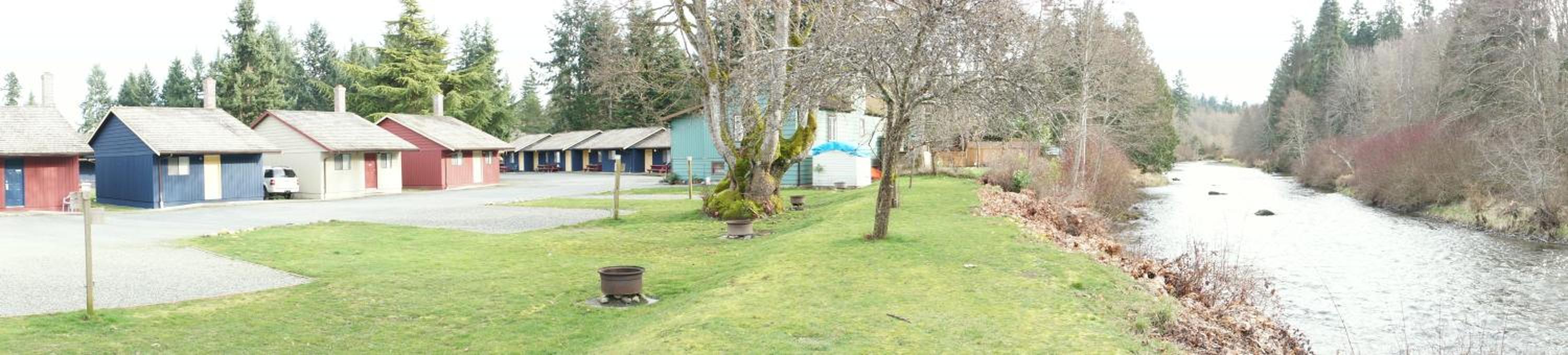 Two-Bedroom Cabin B Style - Photo 16