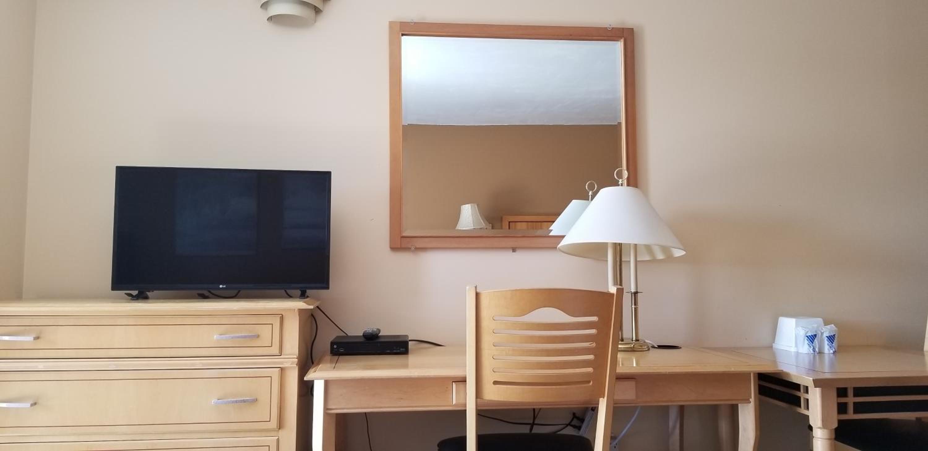 Queen Room photo 3