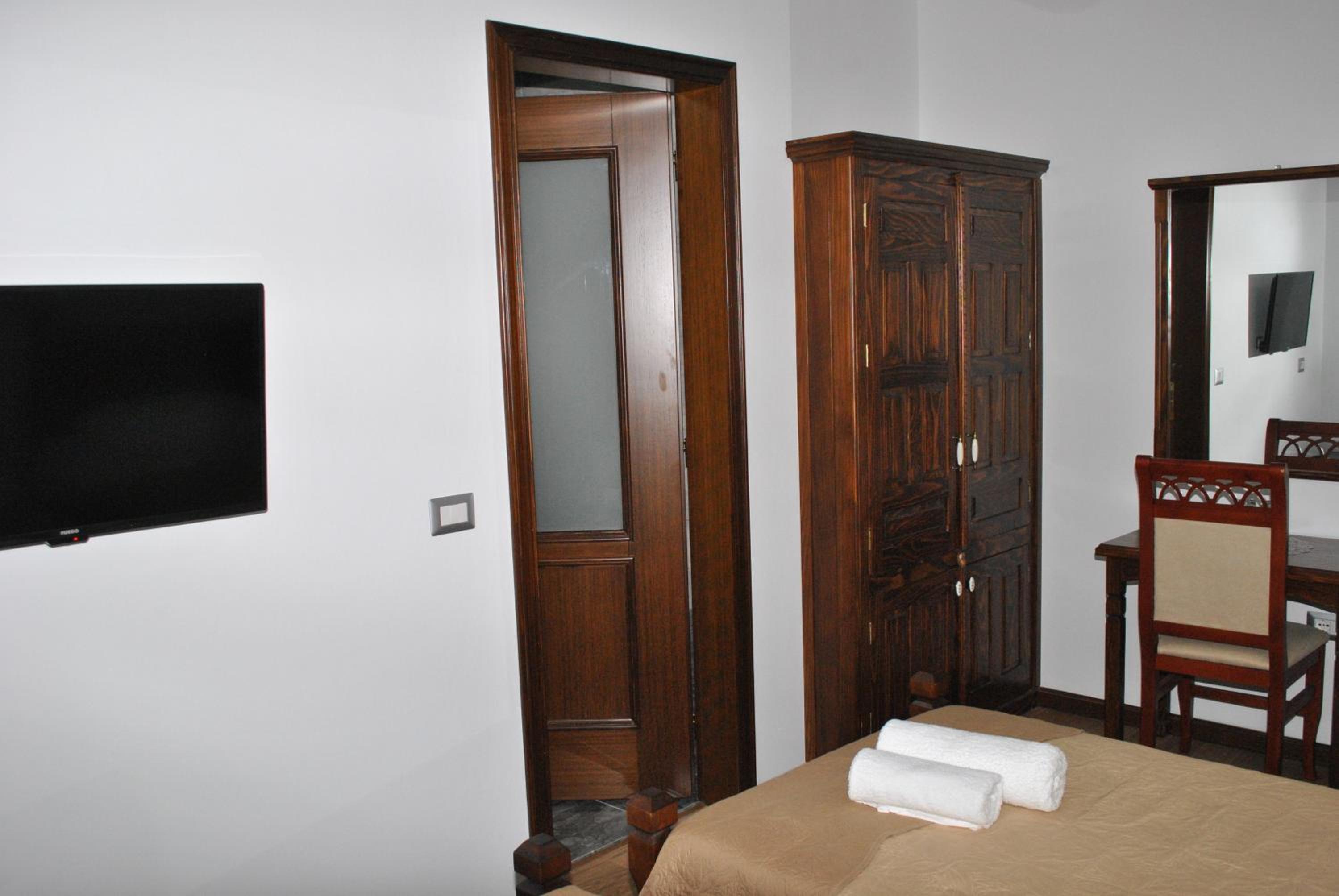 Standard Double Room photo 3