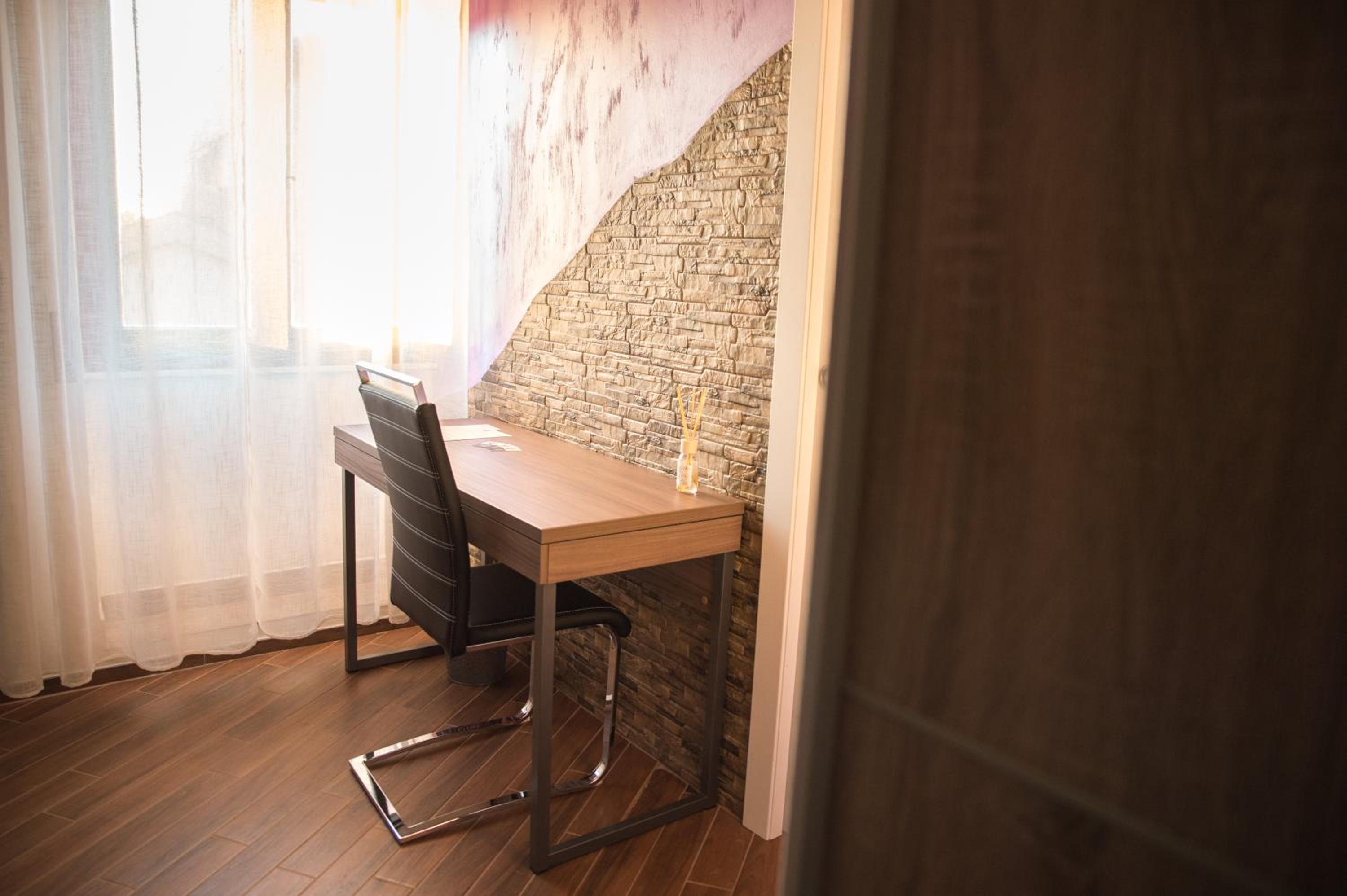 Double Room with Balcony photo 3