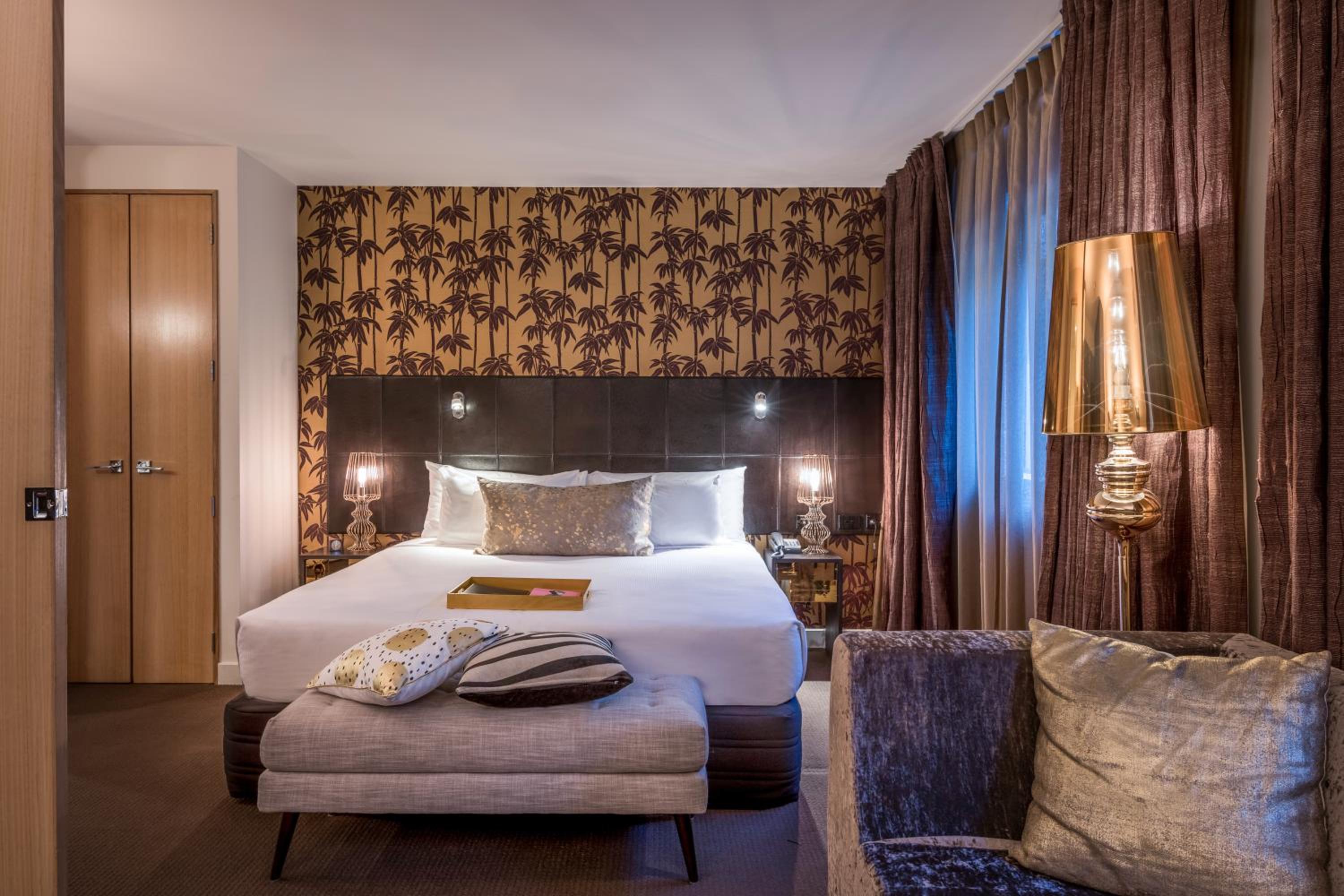 Studio Apartment Accessible