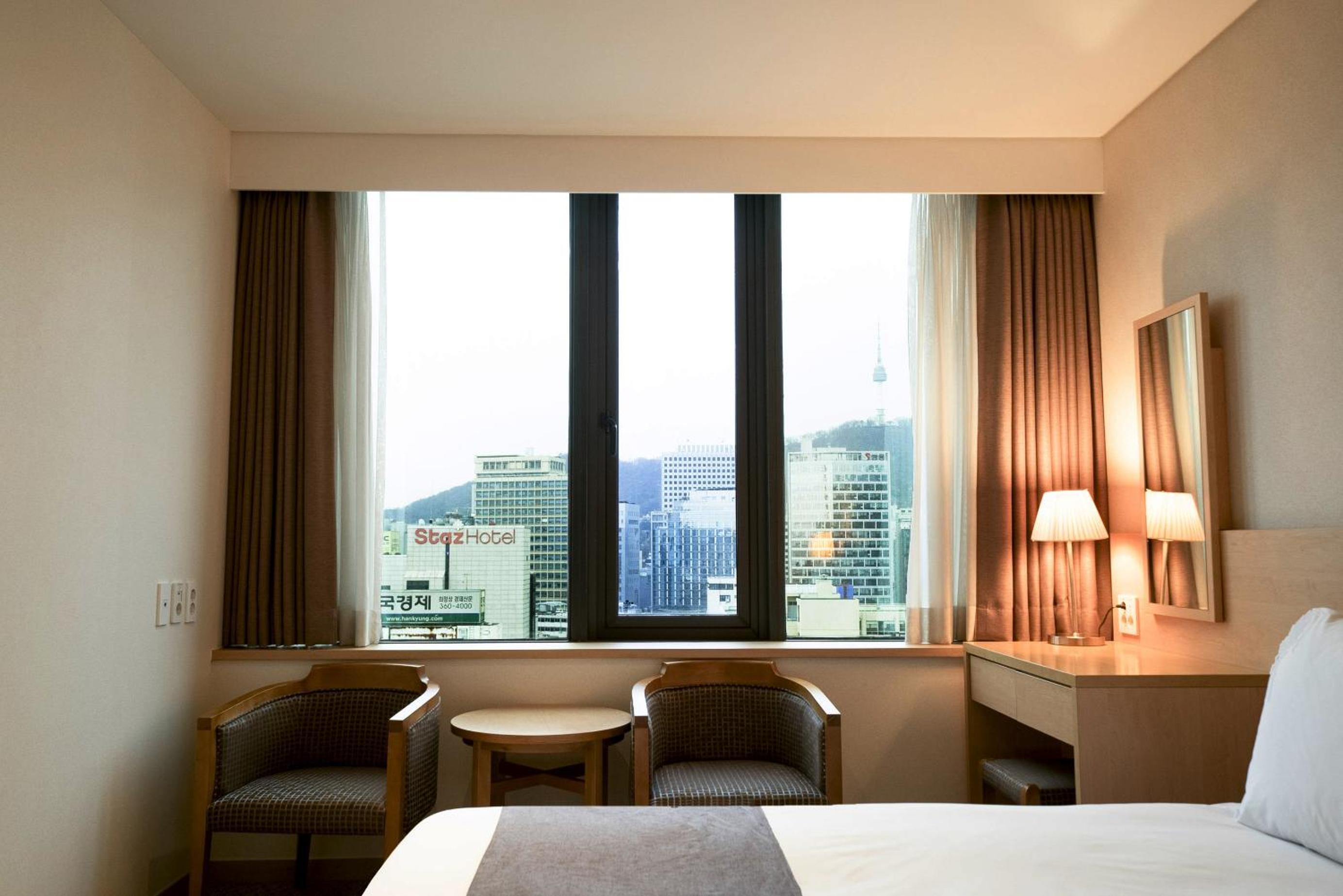 Deluxe Double Room with Bath photo 2