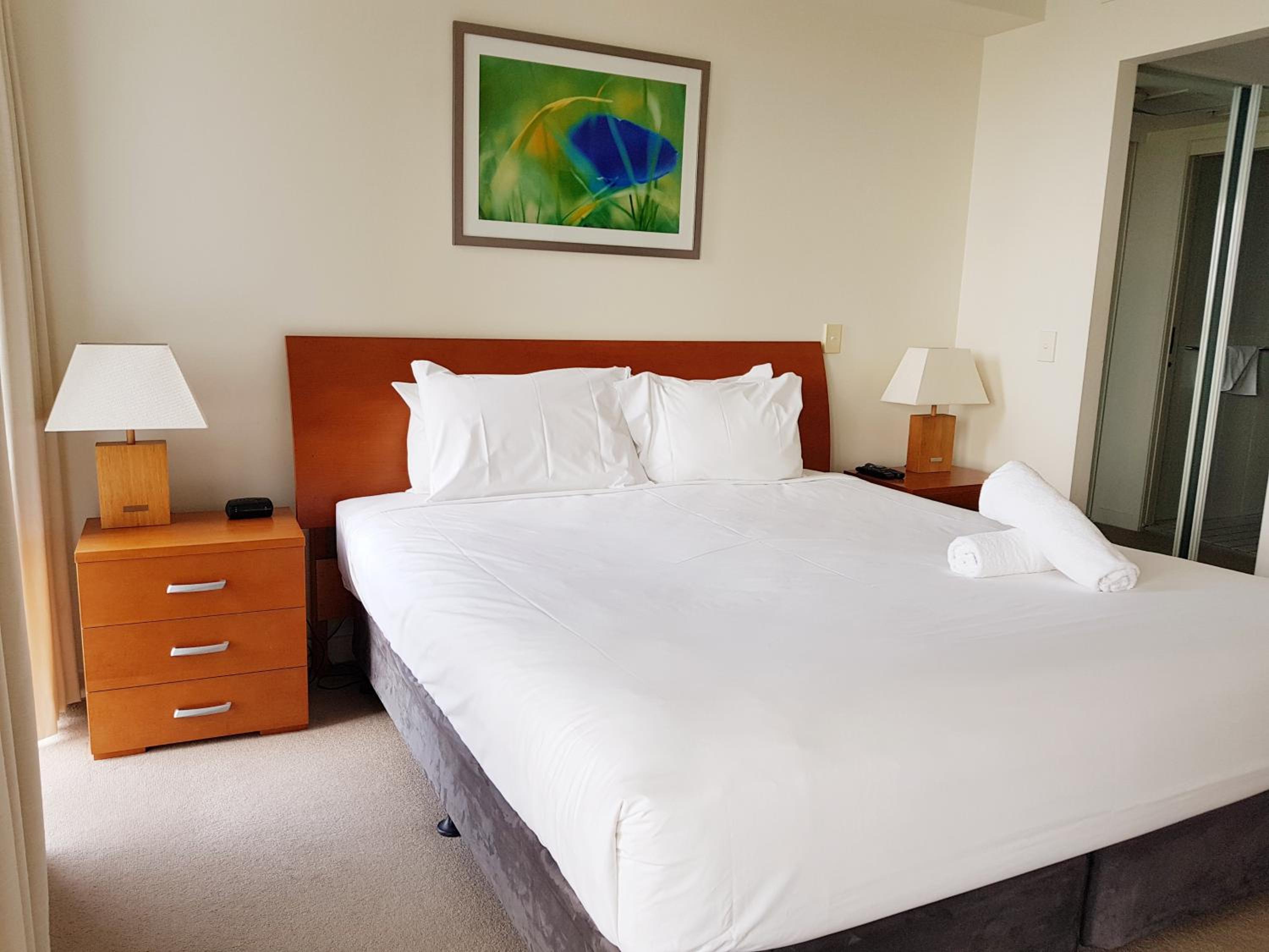 Two-Bedroom Apartment with Ocean View - Photo 18