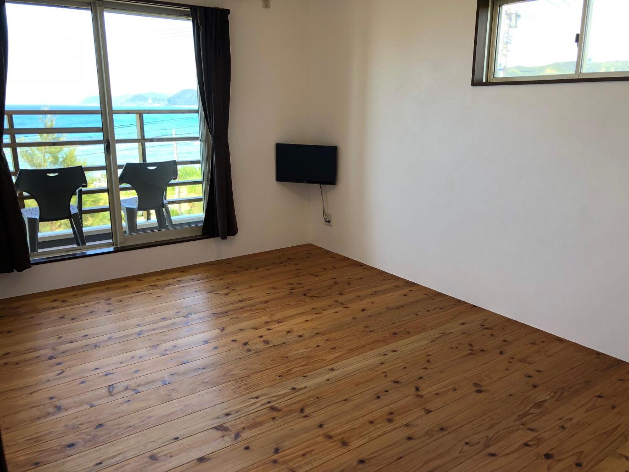 Standard Twin Room with Sea View photo 1