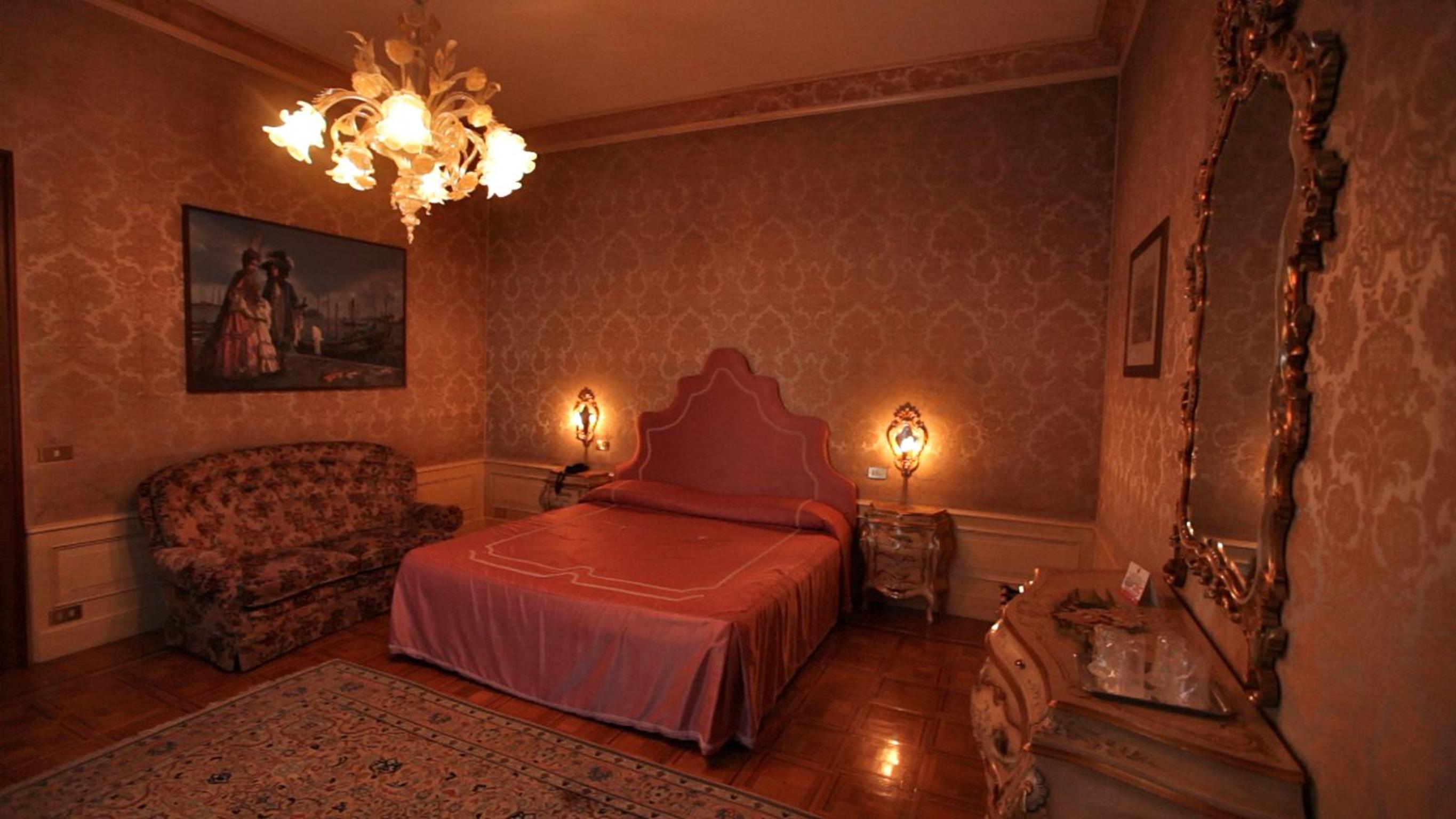 Suite - Photo 6