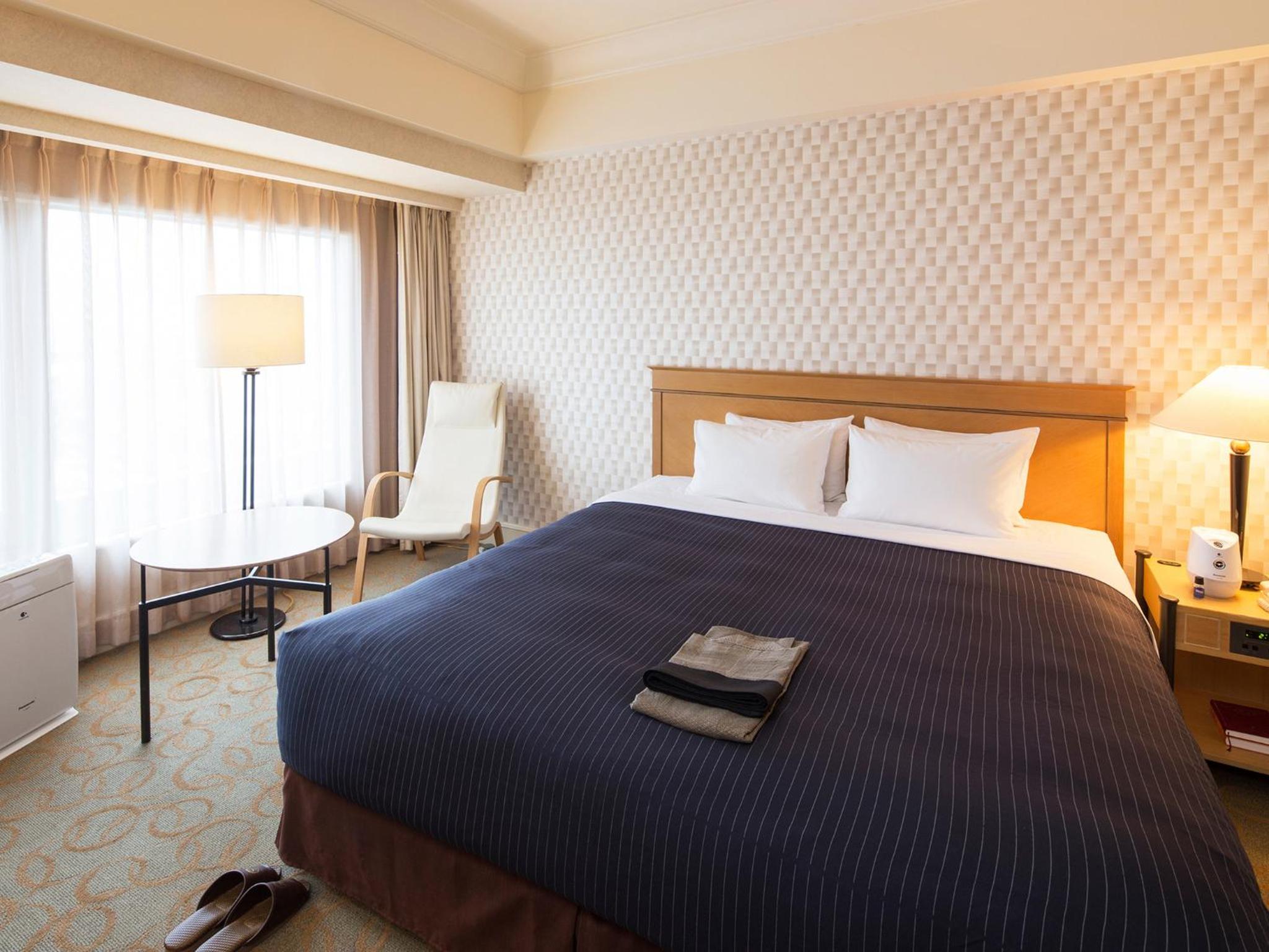 Double Room (Female Only) - Non-Smoking - Photo 1