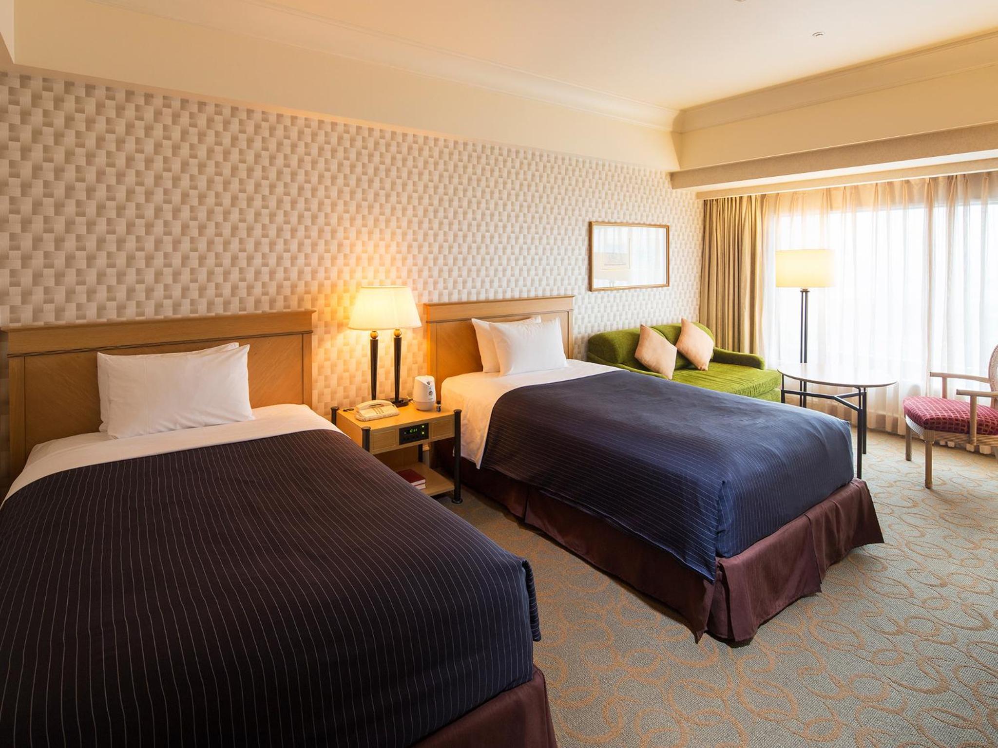 Deluxe Twin Room (Female Only) - Non-Smoking - Photo 1