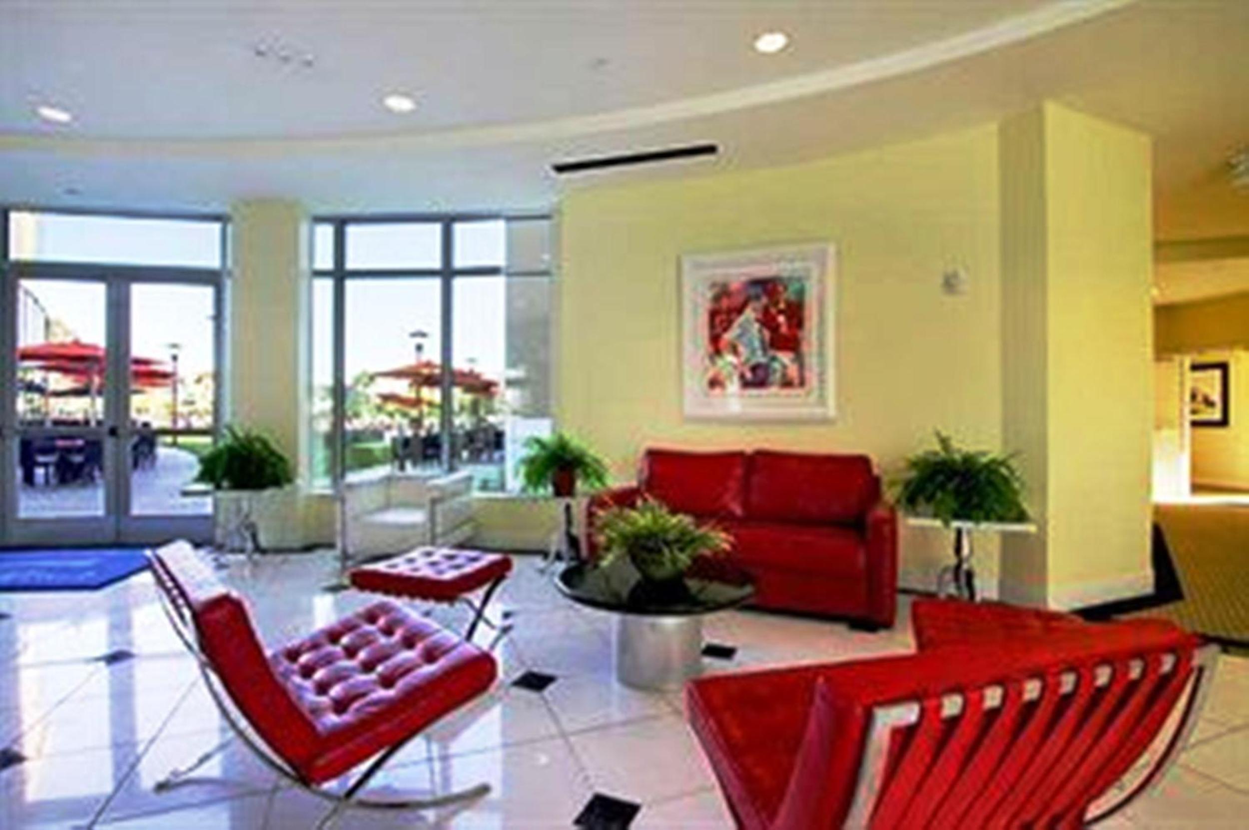 Superior King Suite - Photo 4