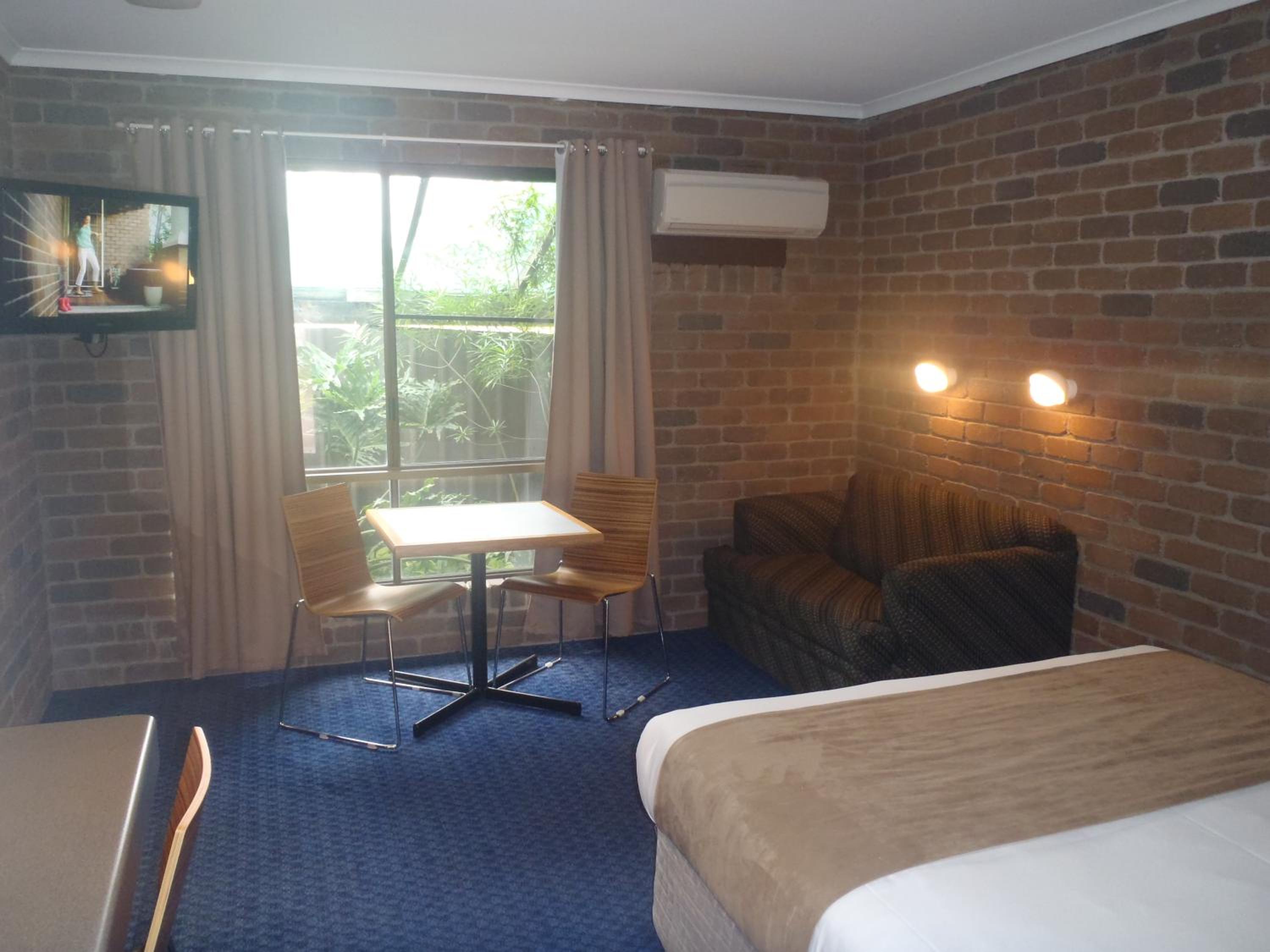 Queen Room photo 3