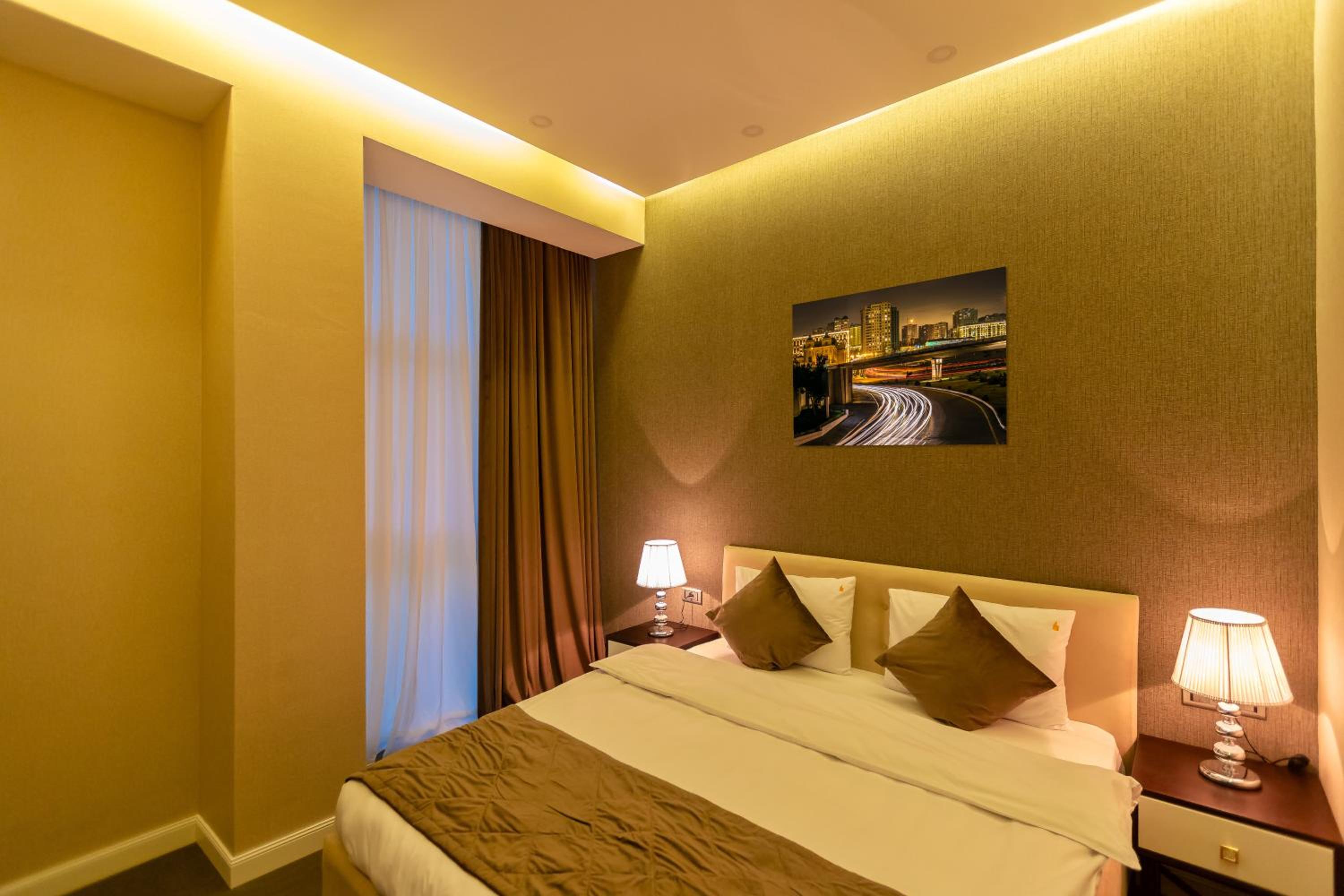 Deluxe Suite